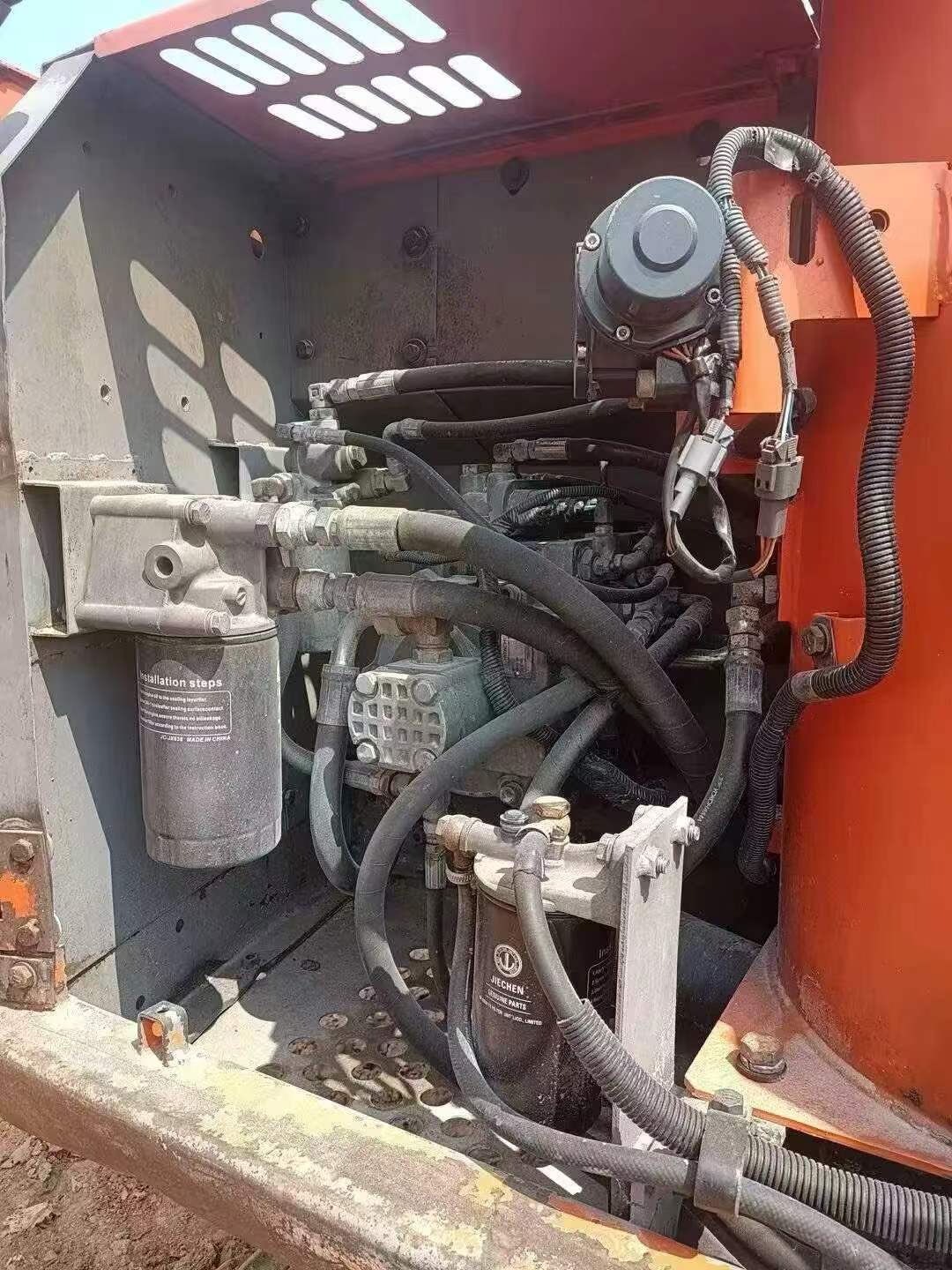 Used Hitachi ZX120 Excavator 2016 Model / 8