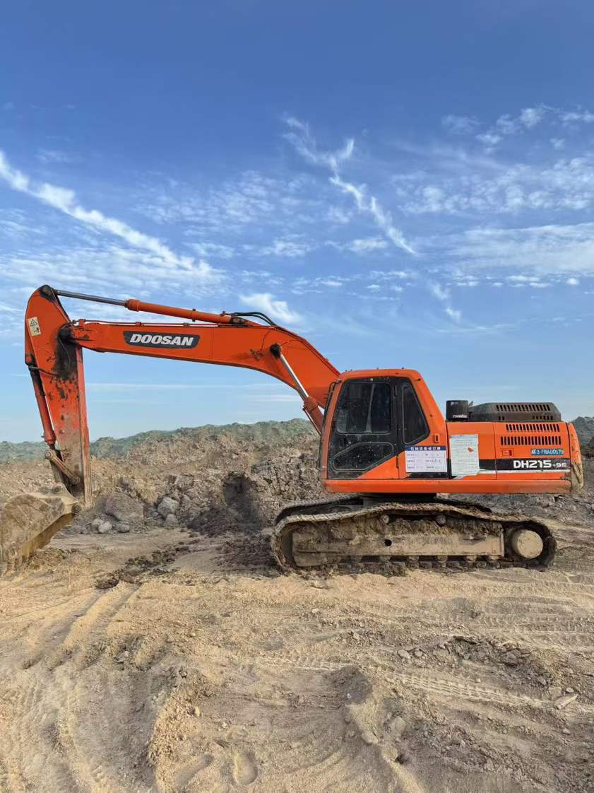 Used Doosan DX15 Excavator 2014 Model / 4