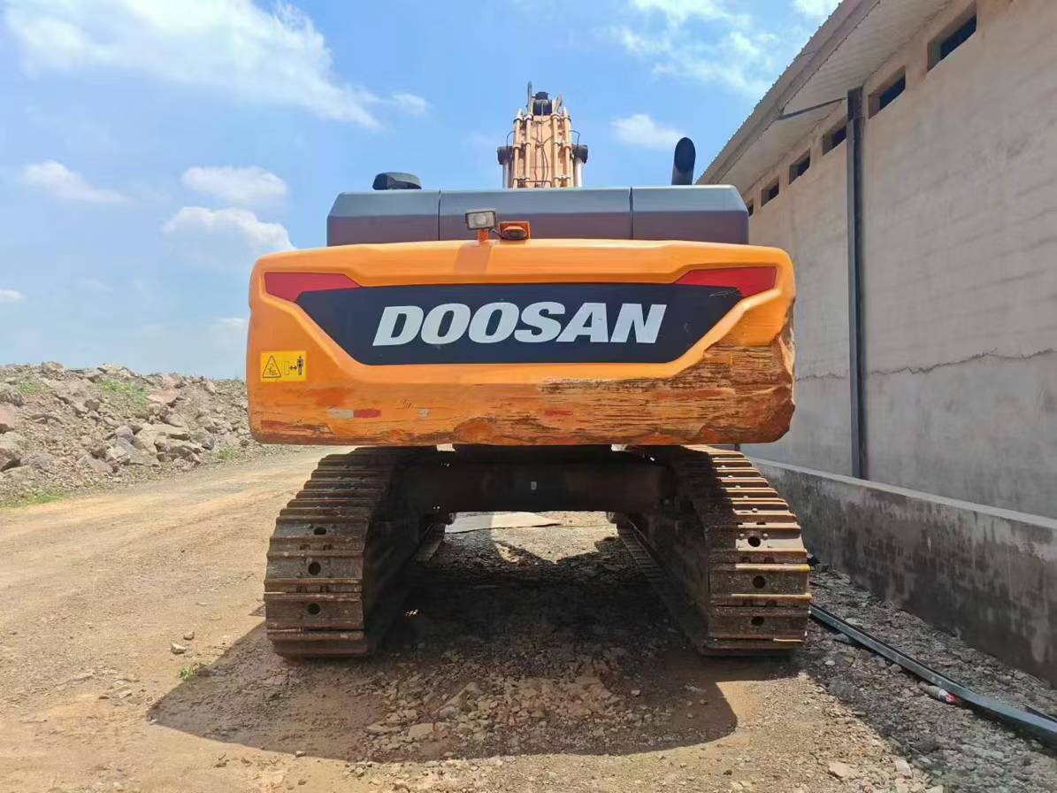 Used Doosan DX500 Excavator 2020 Model