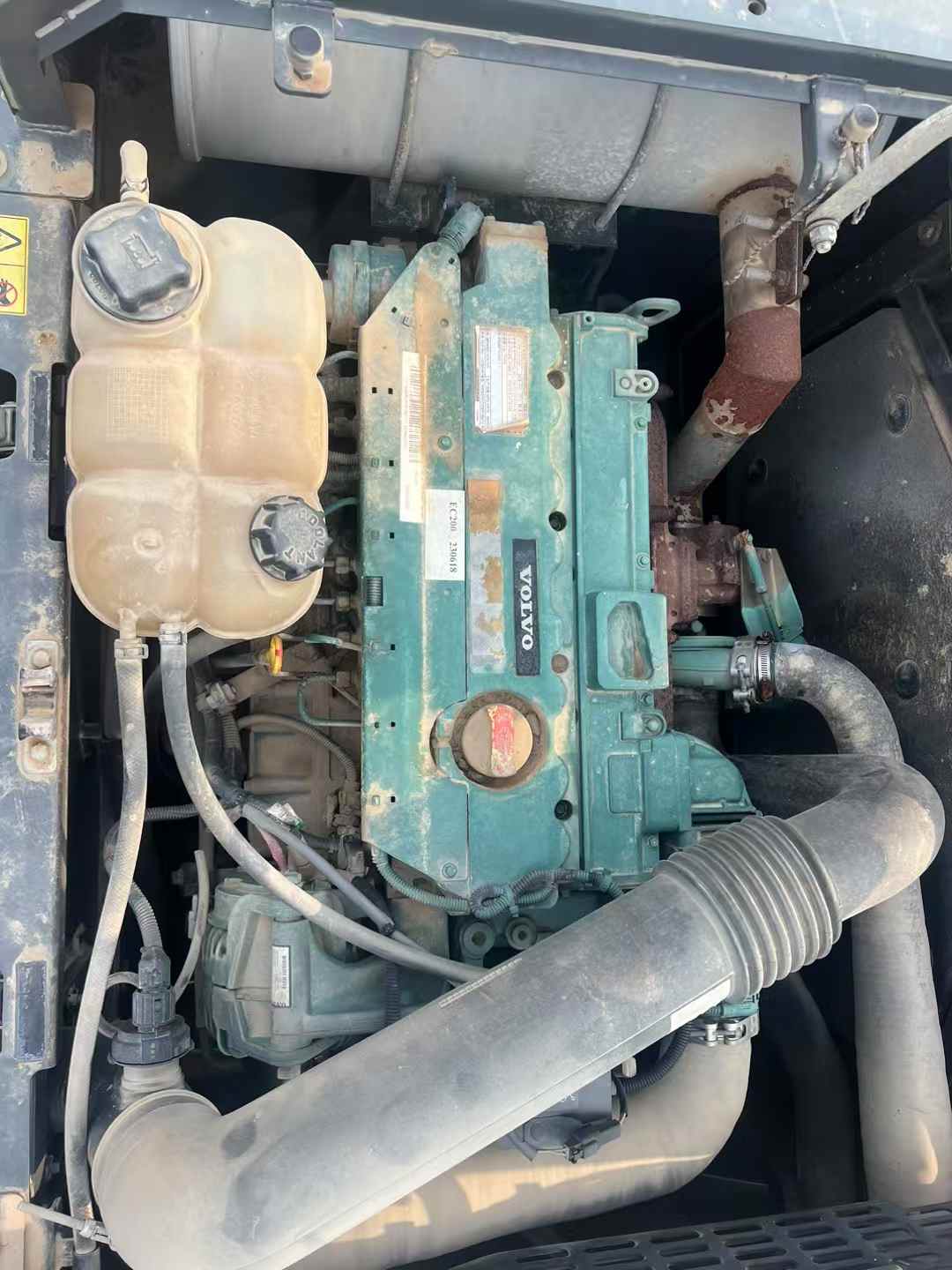 Used Volvo EC200 Excavator 2018 Model / 6