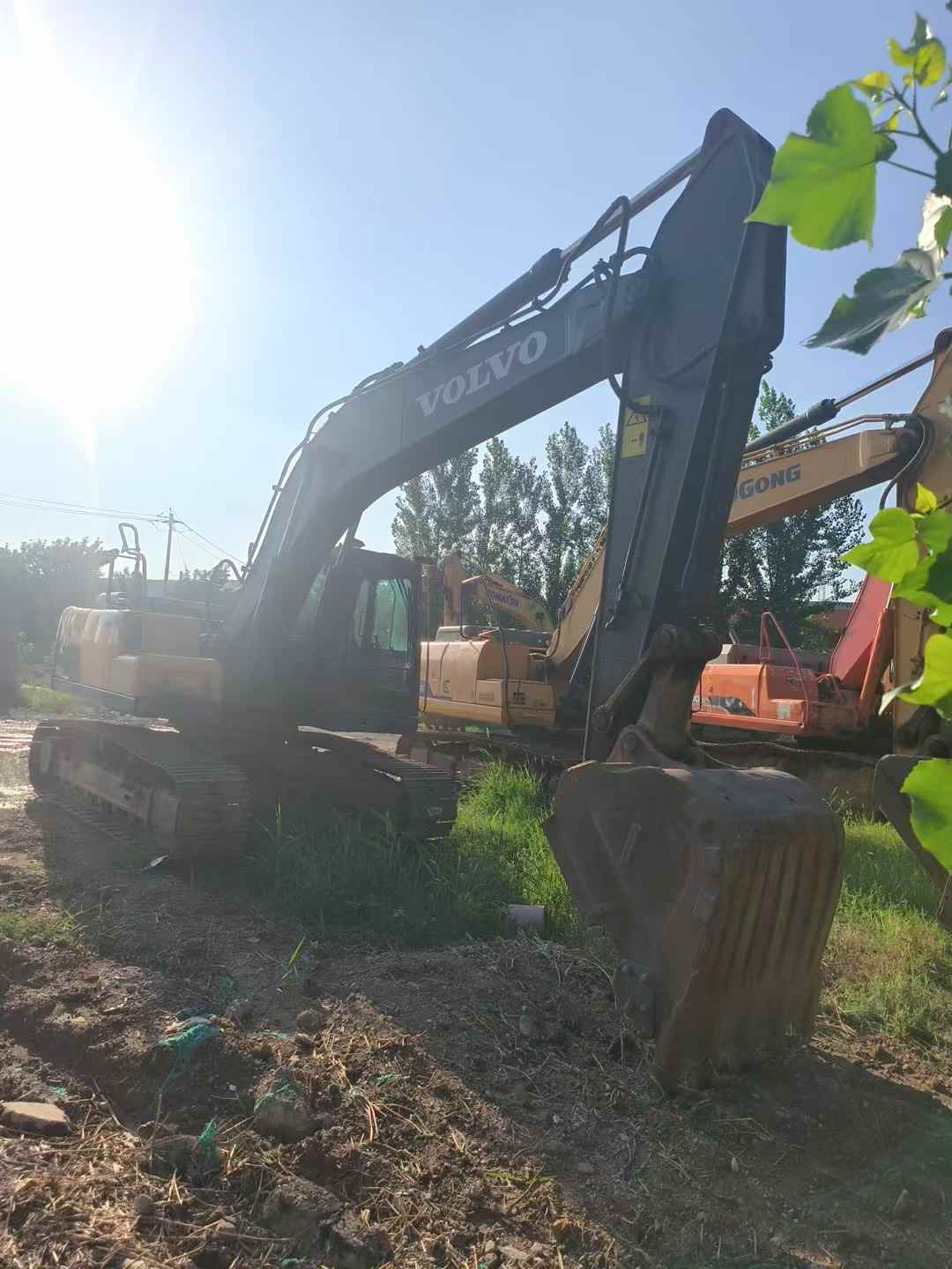 Used Volvo EC200 Excavator 2018 Model / 2