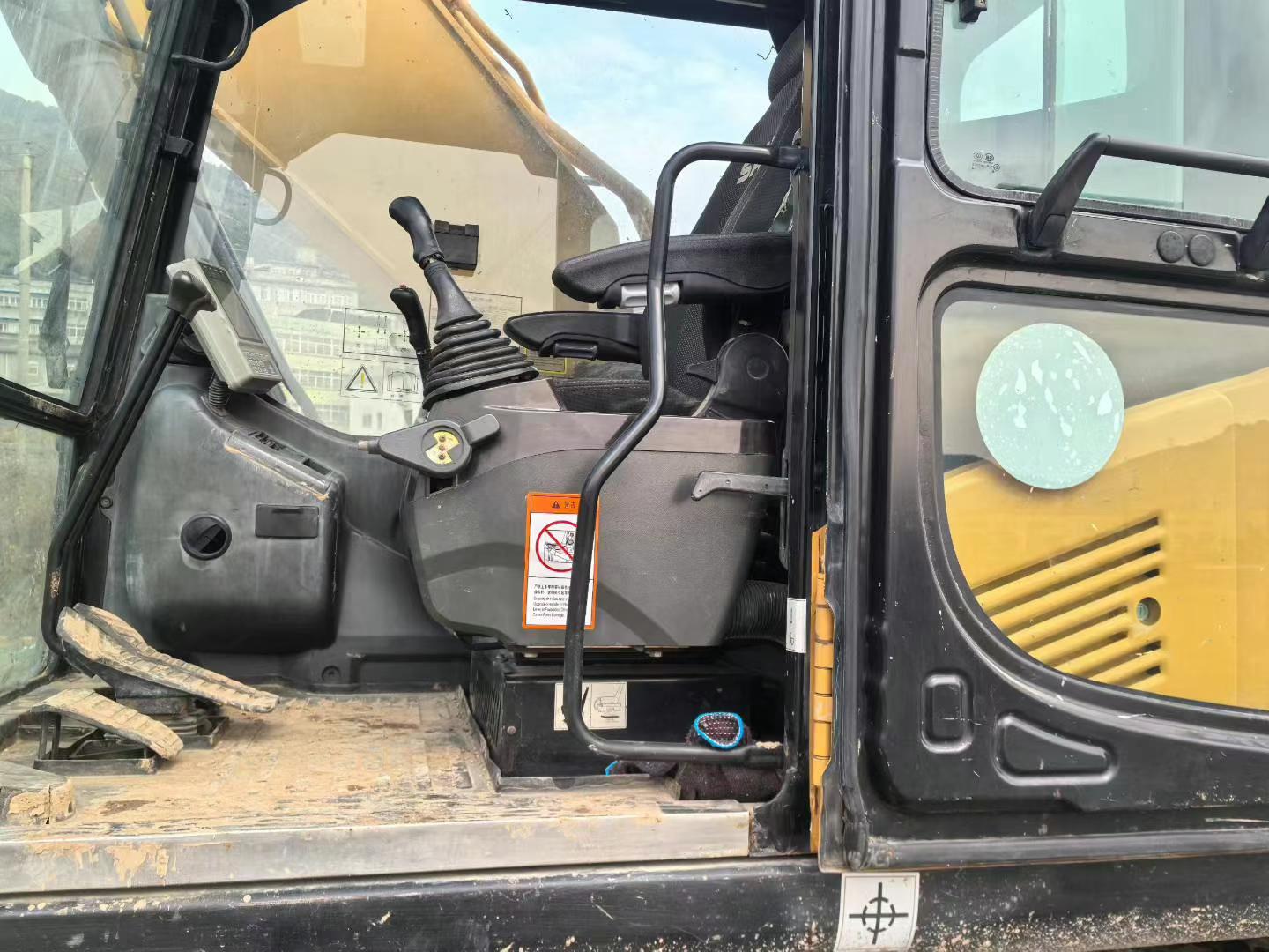 Used Sany SY215W Excavator 2019 Model / 4