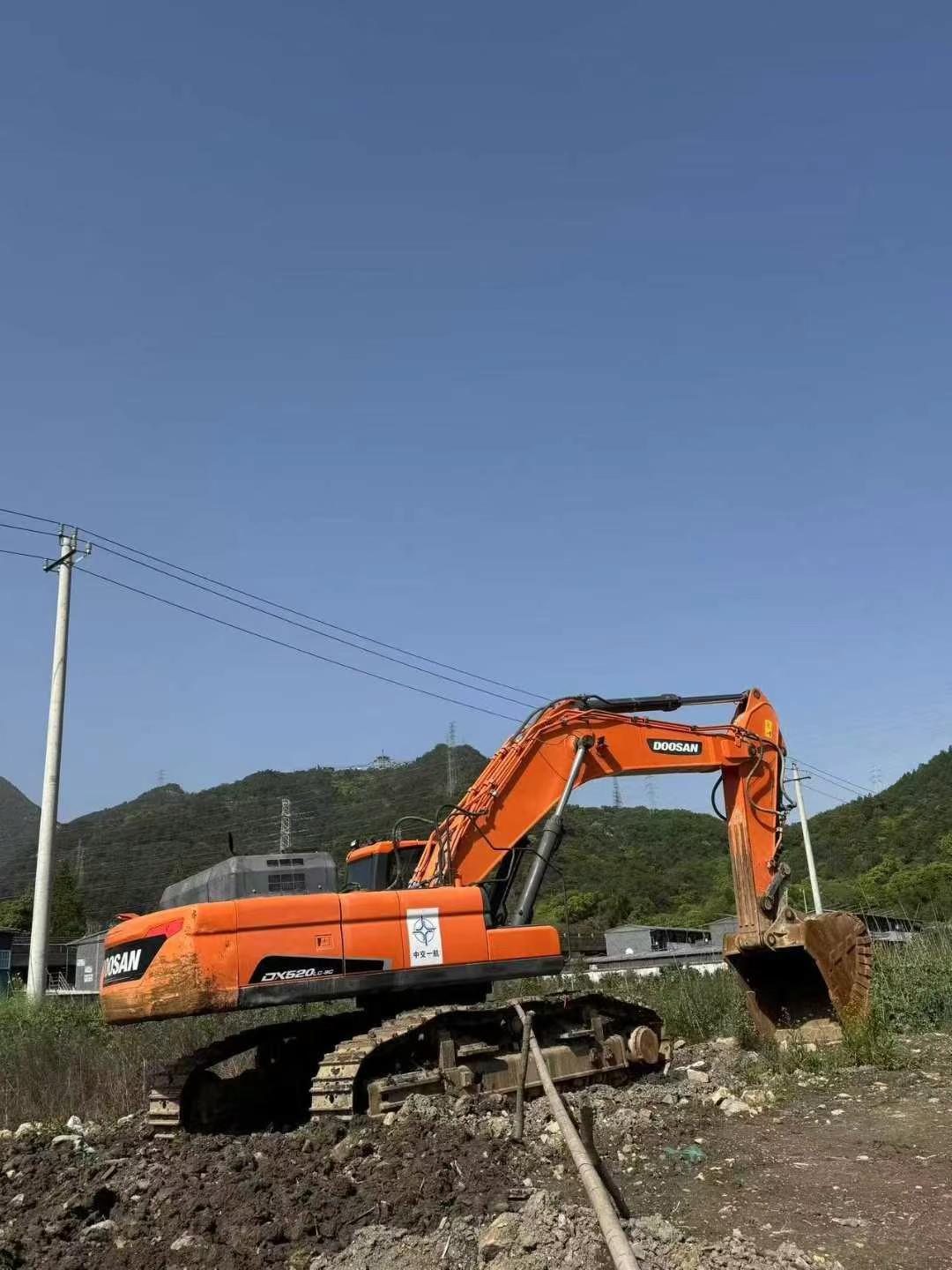 Used Doosan DX520LC Excavator 2020 Model / 7