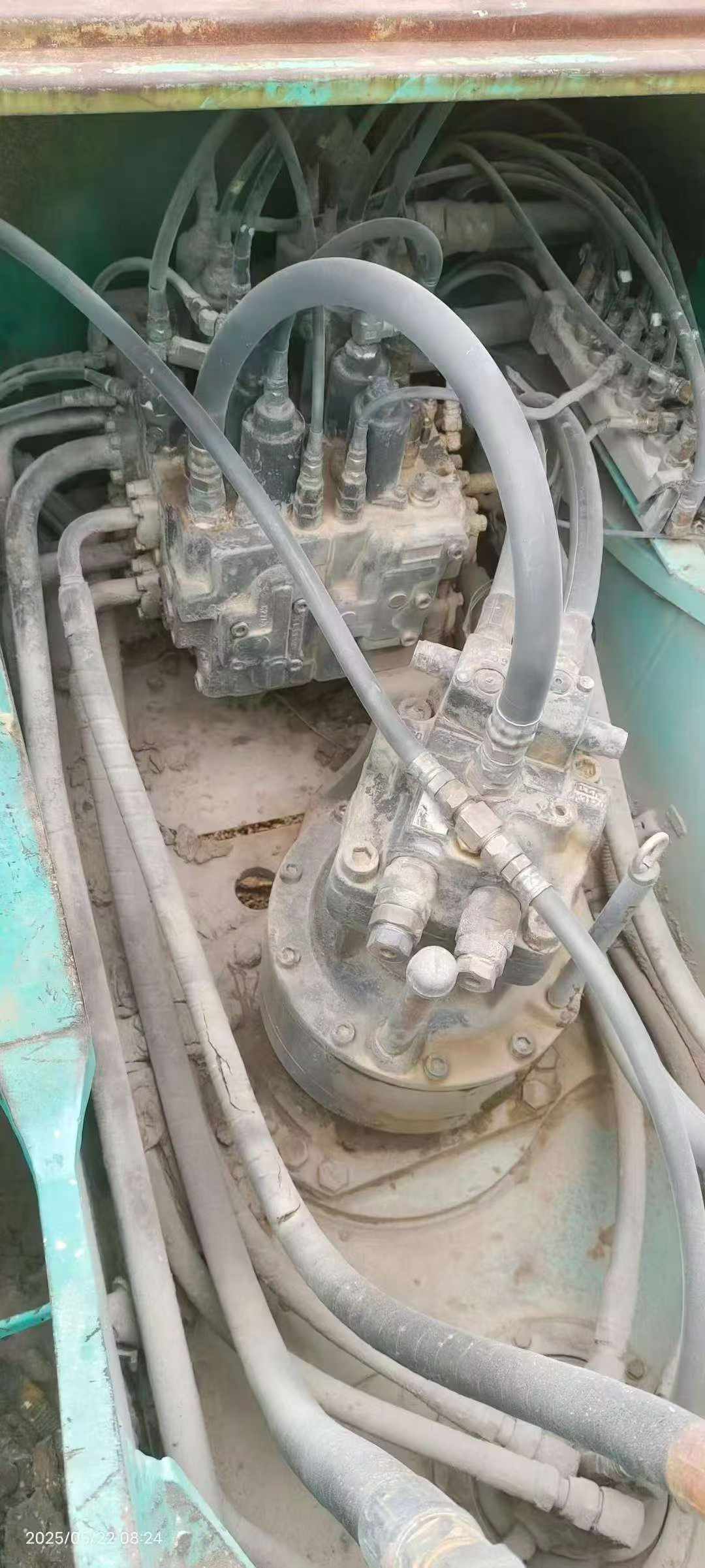 Used Kobelco SK2008 Excavator 2010 Model / 7