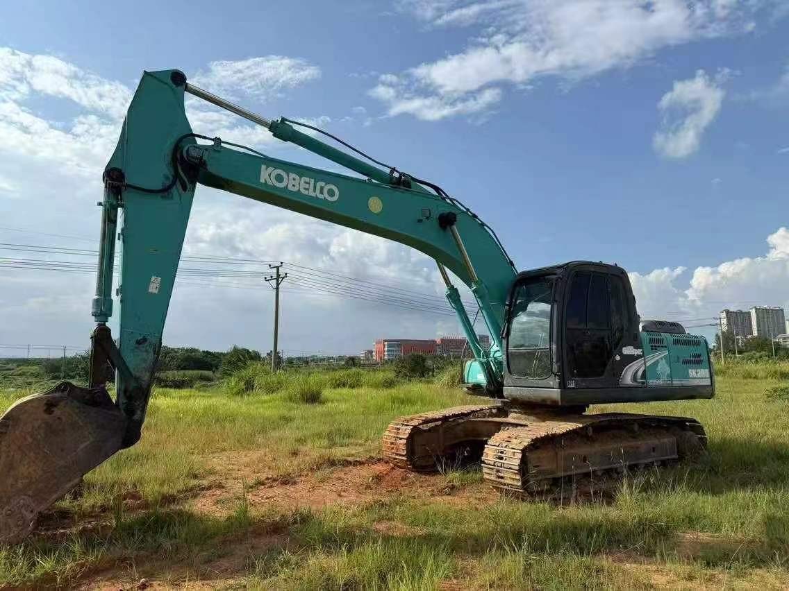 Used Kobelco SK200 Excavator 2011 Model