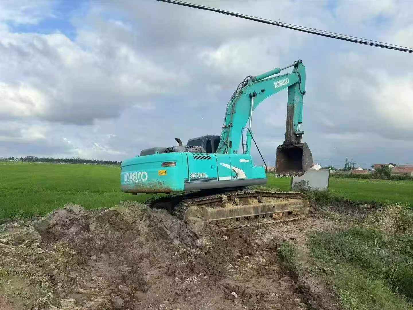 Used Kobelco SK350LC8 Excavator 2016 Model / 9