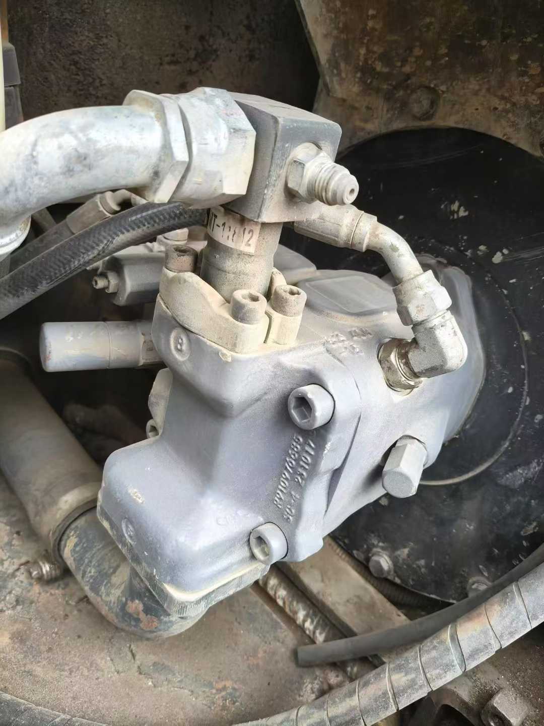 Used Hyundai HX60 Excavator 2016 Model / 3