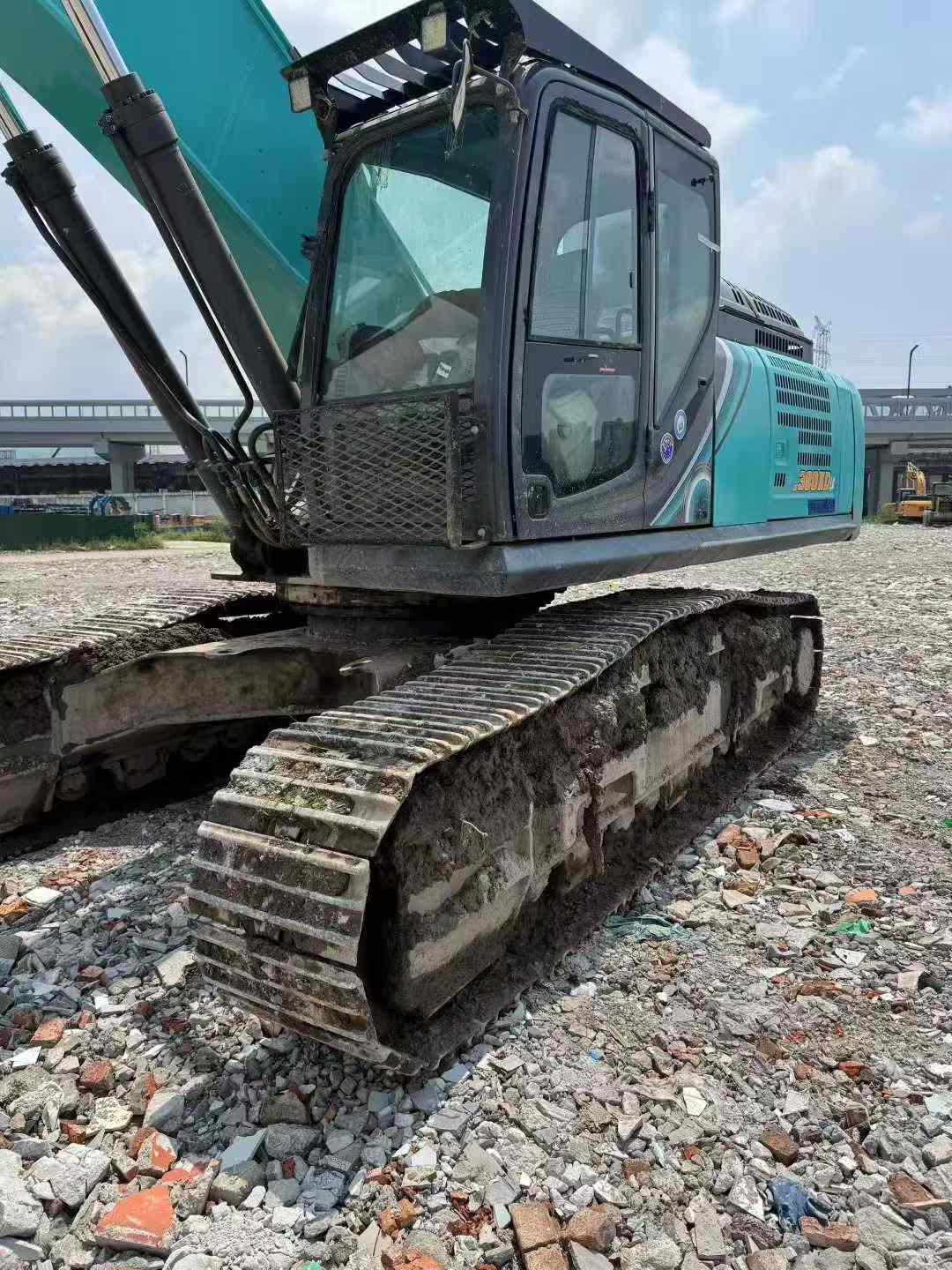 Used Kobelco SK380XD-10 Excavator 2021 Model / 4