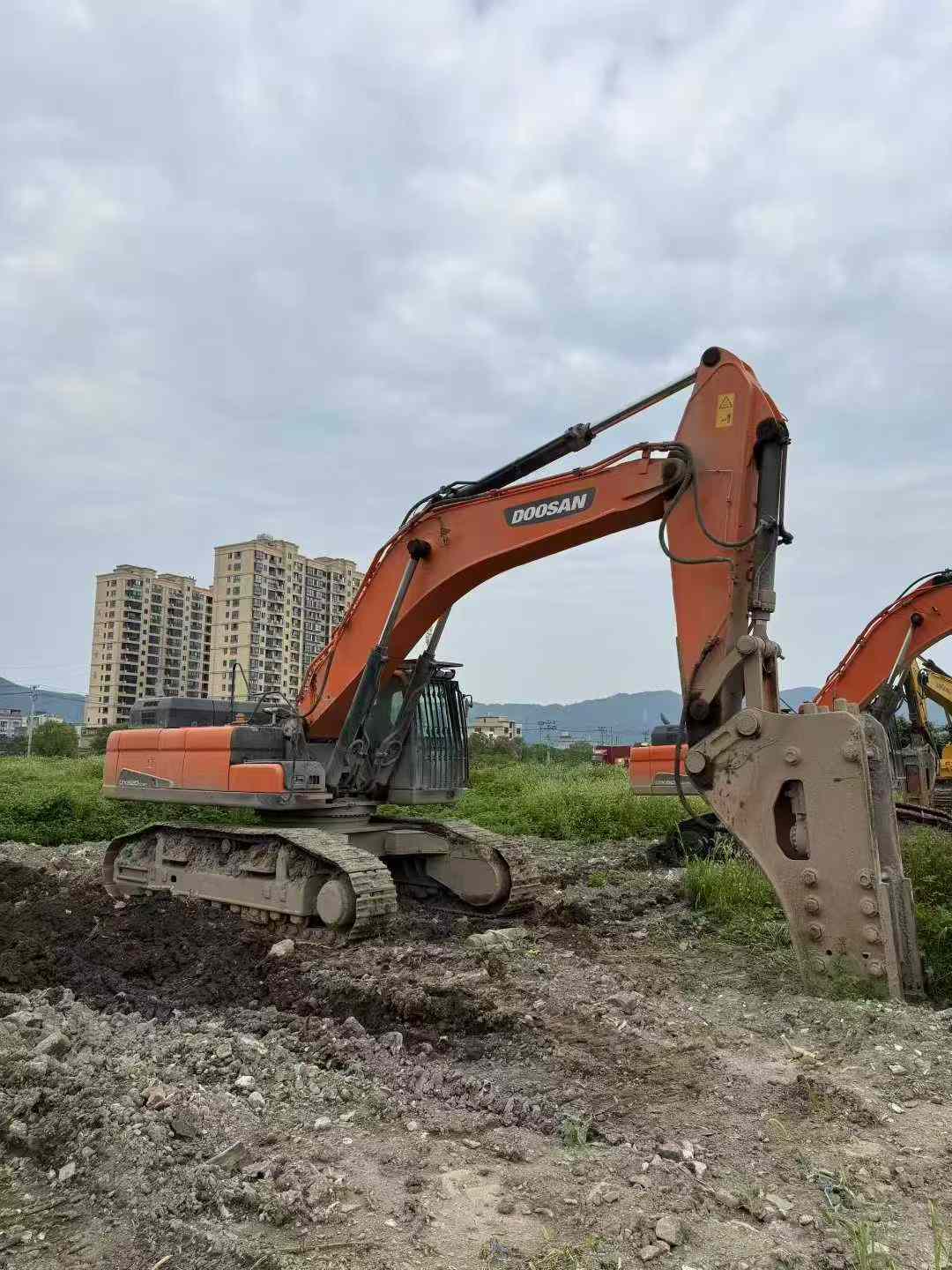 Used Doosan DX19 Excavator 2020 Model / 3