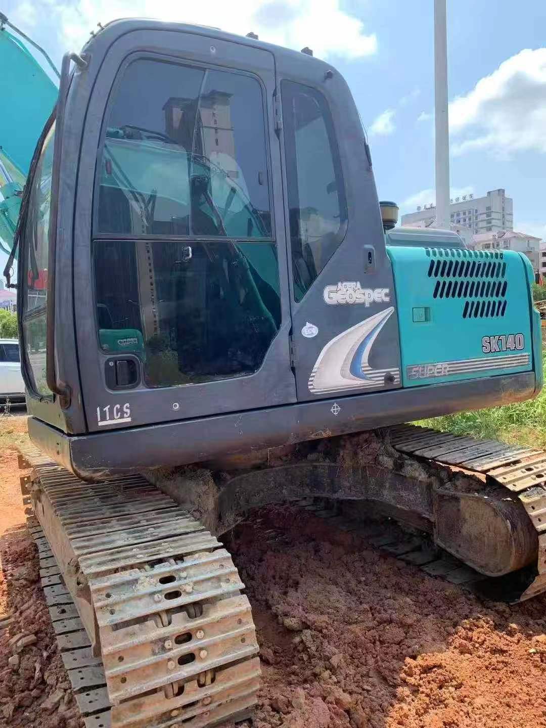 Used Kobelco SK140 Excavator 2017 Model / 3
