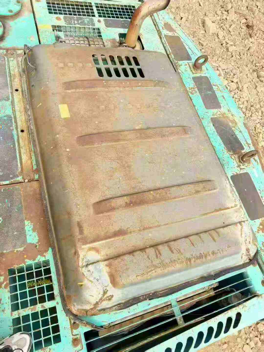 Used Kobelco SK200 Excavator 2016 Model / 8