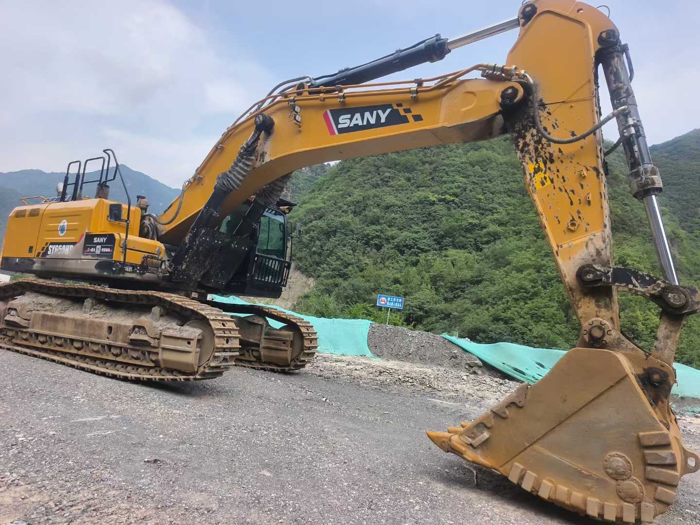 Used Sany SY650H Excavator 2022 Model / 5