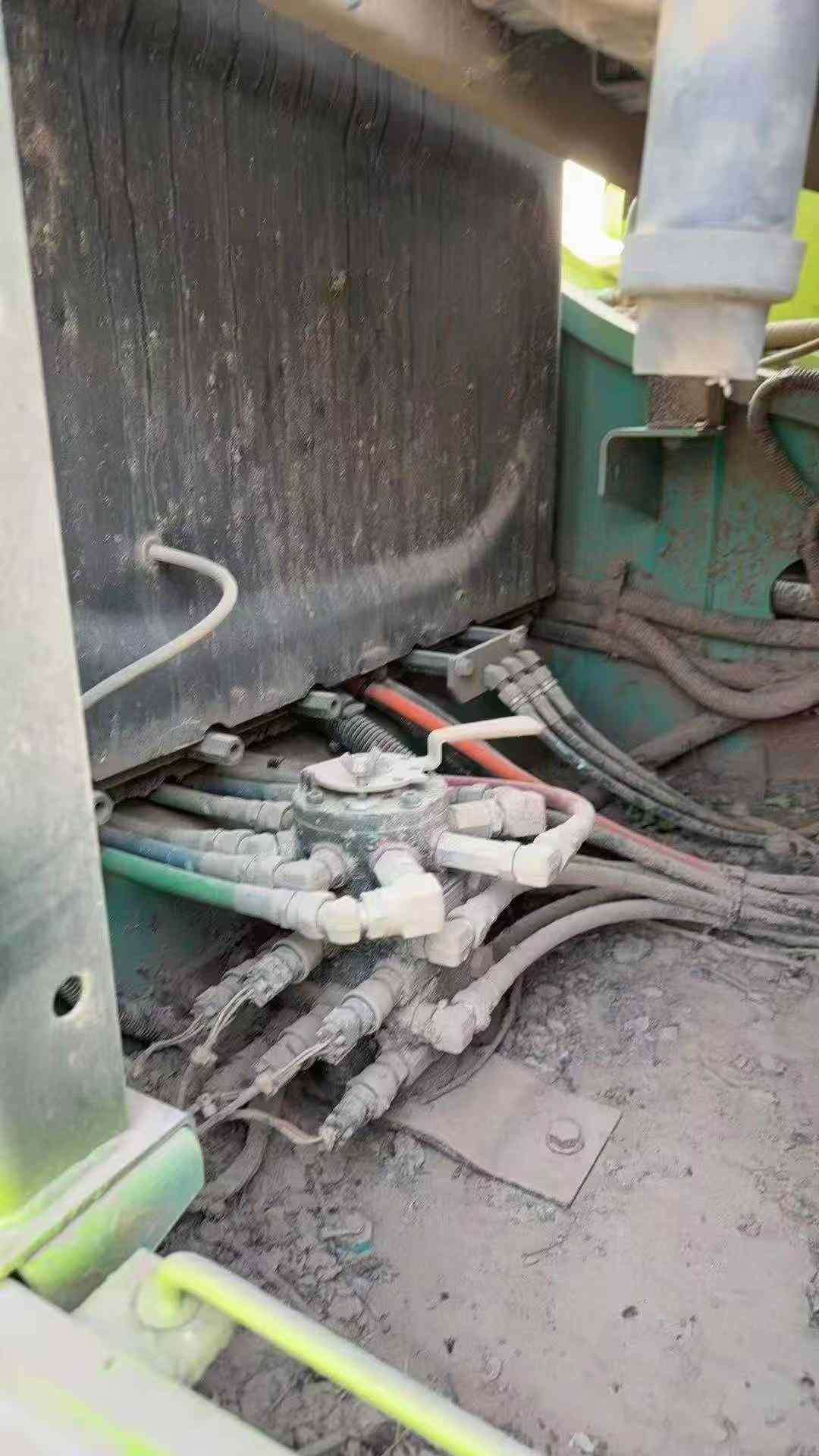 Used Kobelco SK200 Excavator 2016 Model / 5