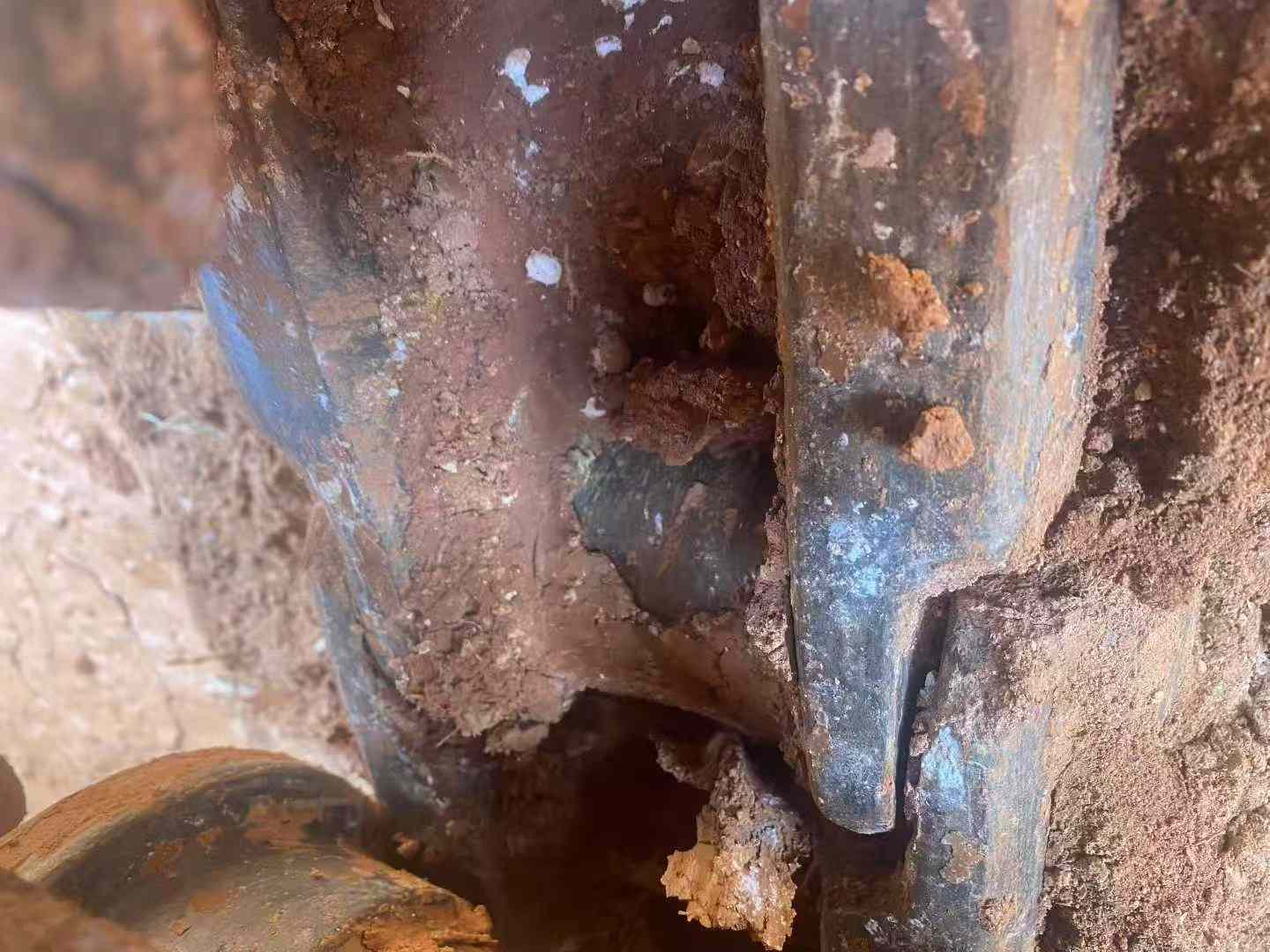 Used Hyundai R215-7 Excavator 2016 Model / 4