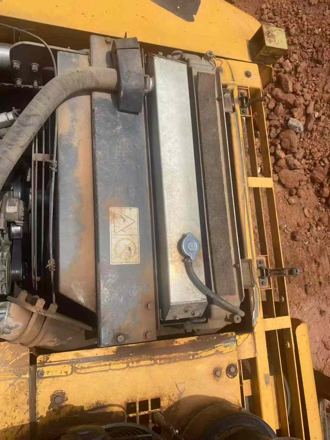 Used Hyundai R215-7 Excavator 2016 Model / 7