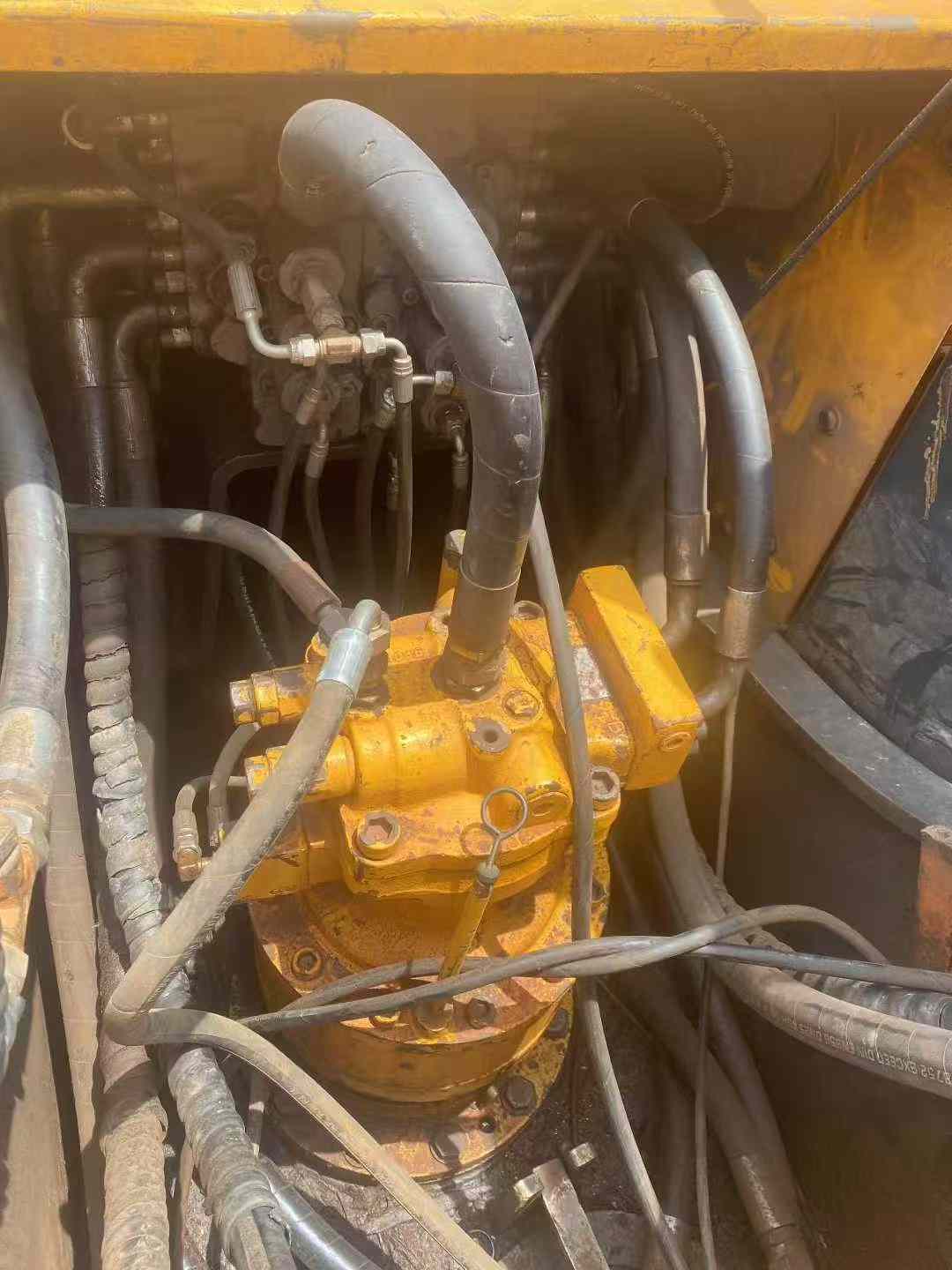 Used Hyundai R215-7 Excavator 2016 Model / 8