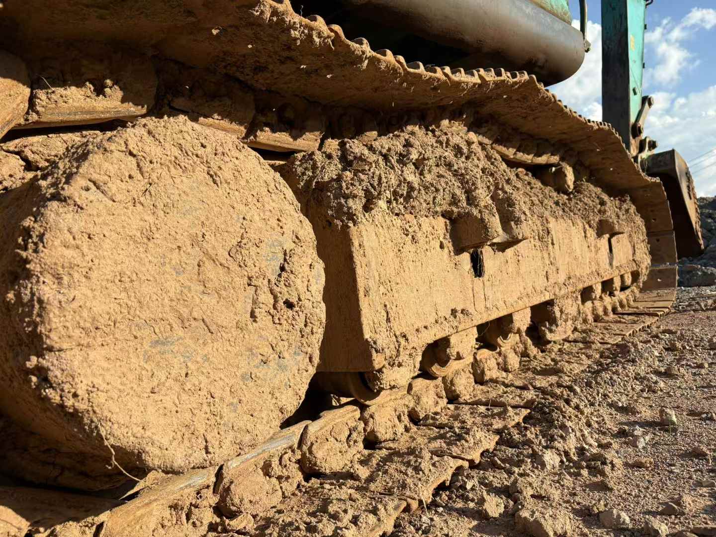 Used Kobelco SK200-11 Excavator 2016 Model / 4