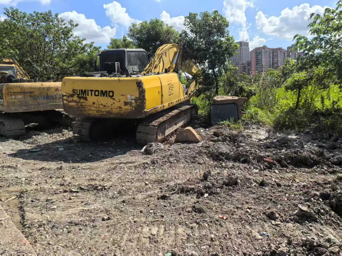 Used Sumitomo SH210A5 Excavator 2016 Model / 2