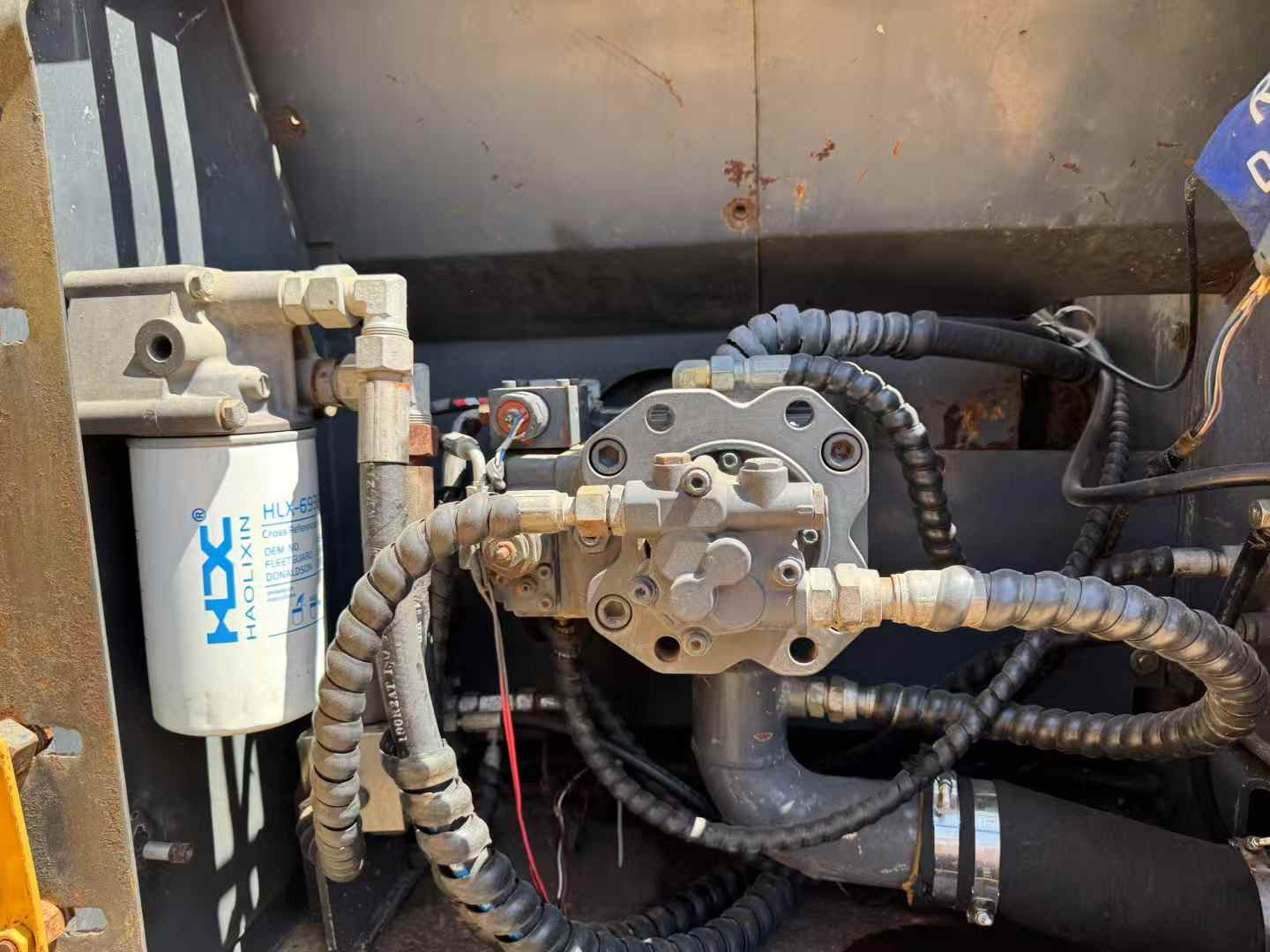 Used XCMG XE135GA Excavator 2016 Model / 7