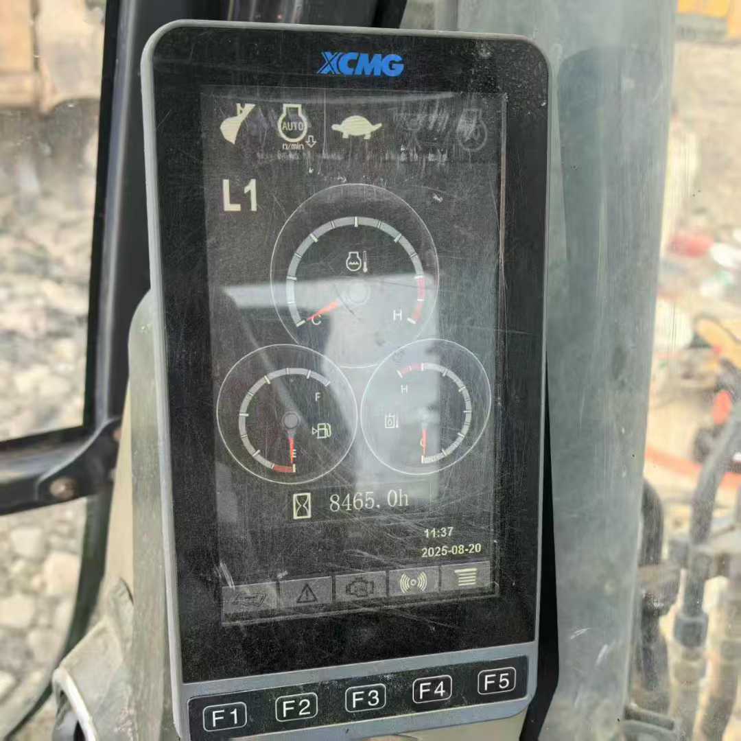 Used XCMG XE150 Excavator 2017 Model / 6