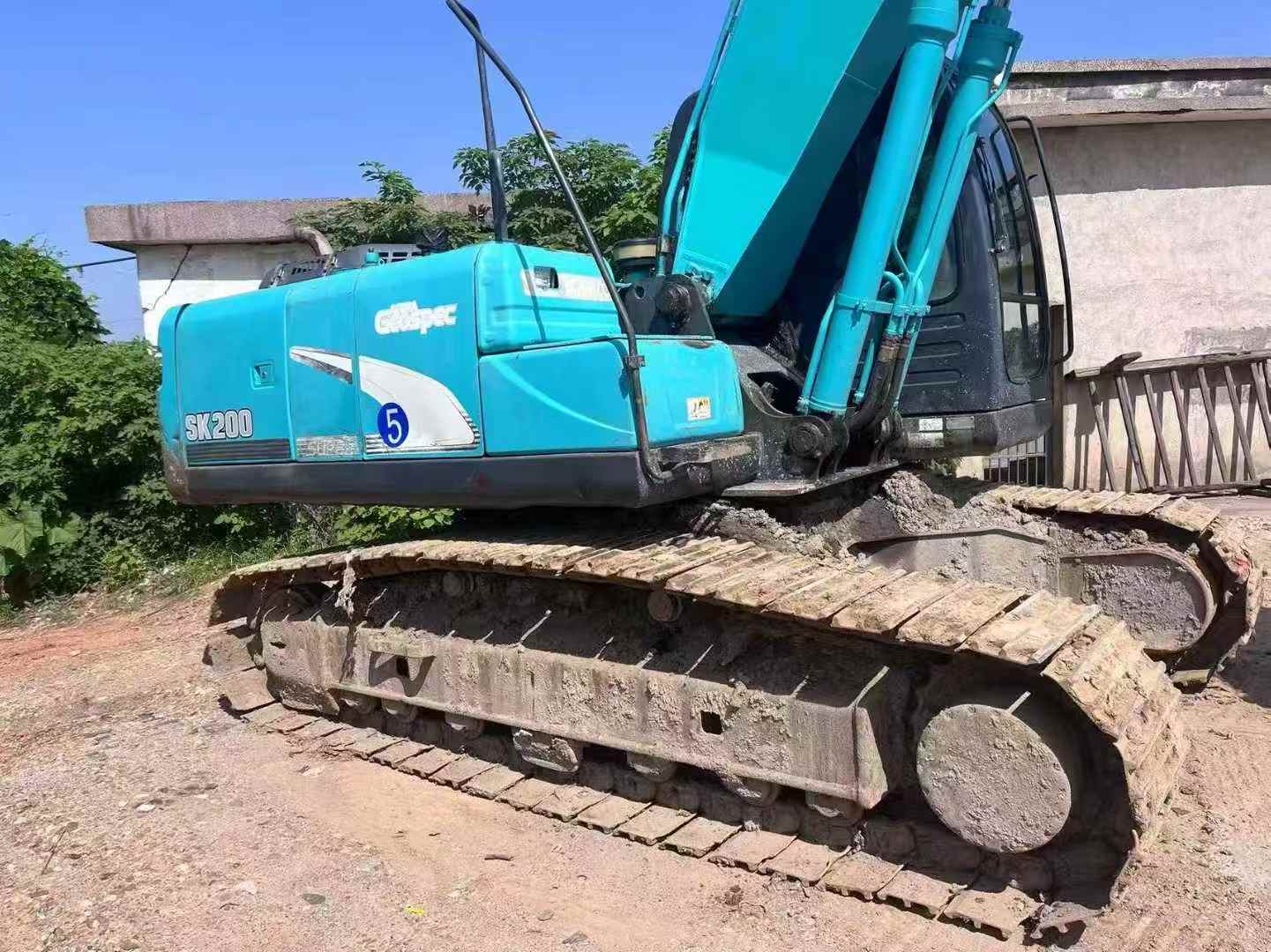 Used Kobelco SK200 Excavator 2014 Model / 4