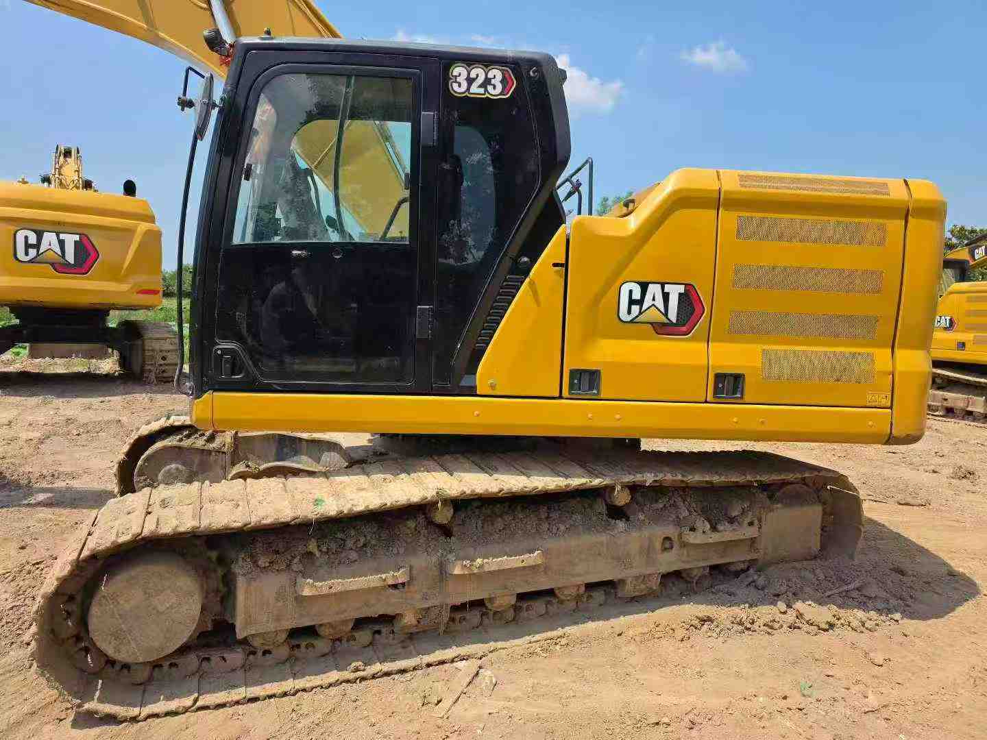 Used Caterpillar 323 Excavator 2021 Model