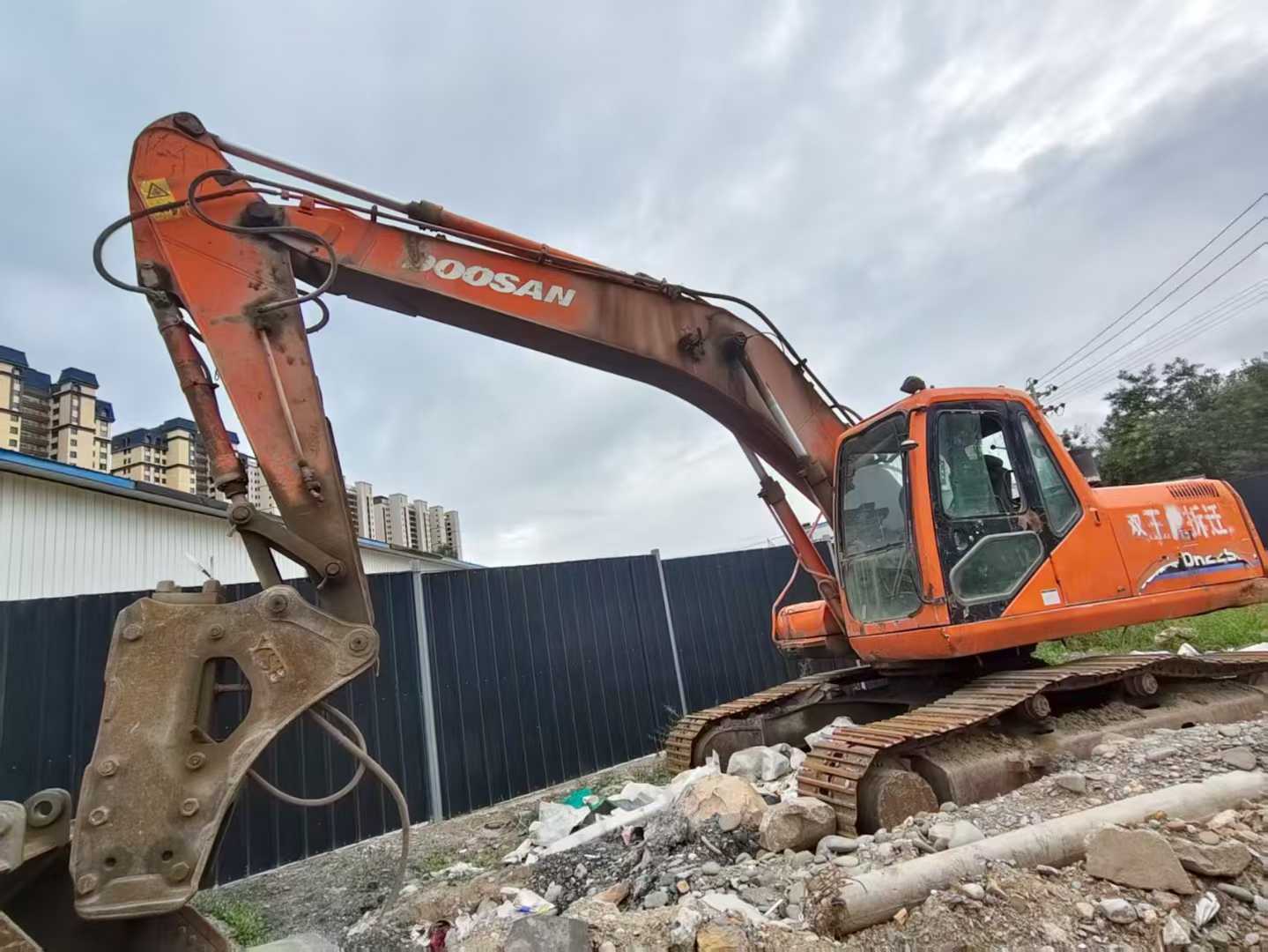 Used Doosan DH220-7 Excavator 2016 Model / 9