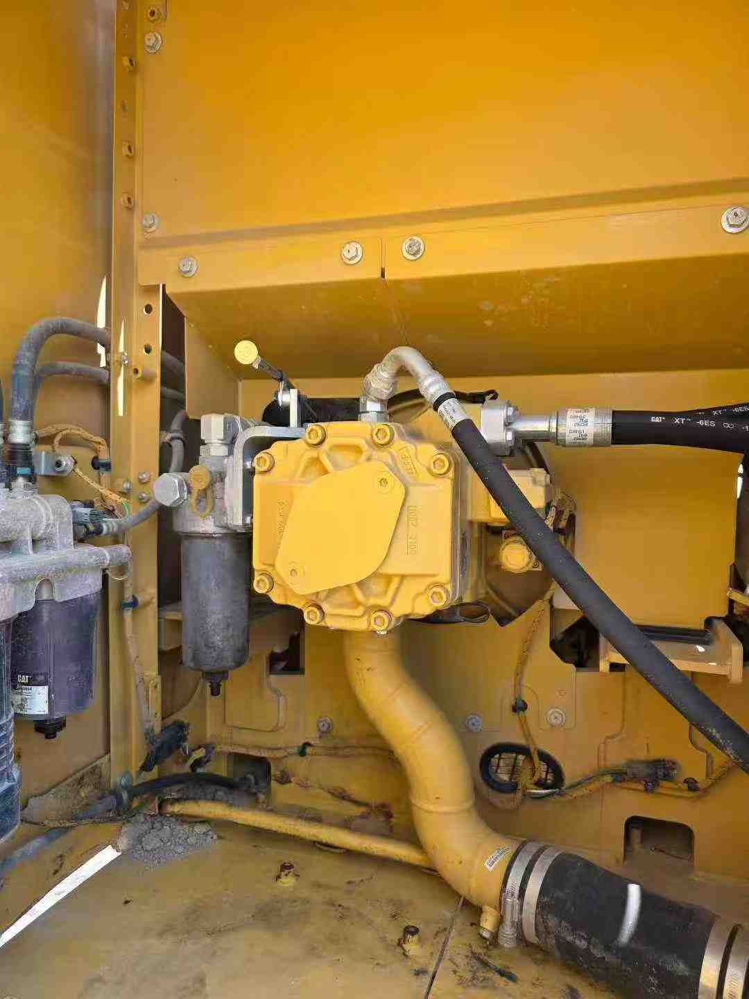 Used Caterpillar 323 Excavator 2021 Model / 6