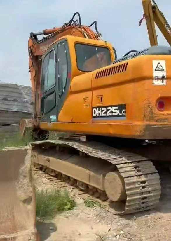Used Doosan S225 Excavator 2016 Model
