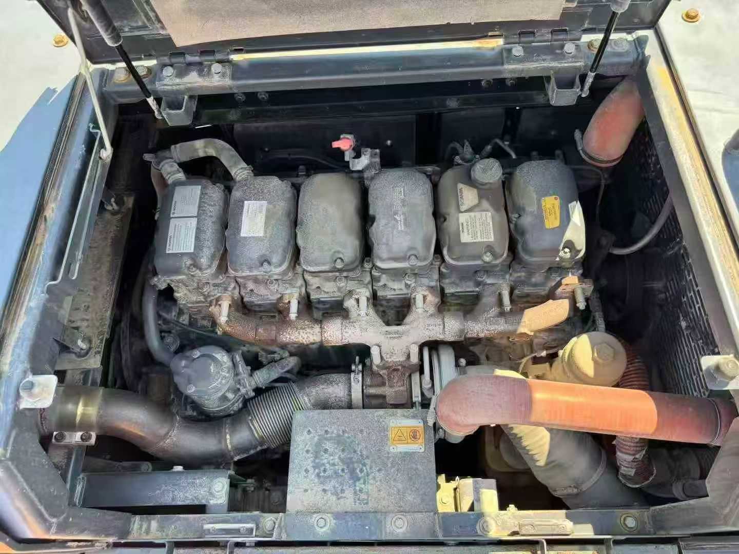 Used Doosan DX500 Excavator 2020 Model / 4