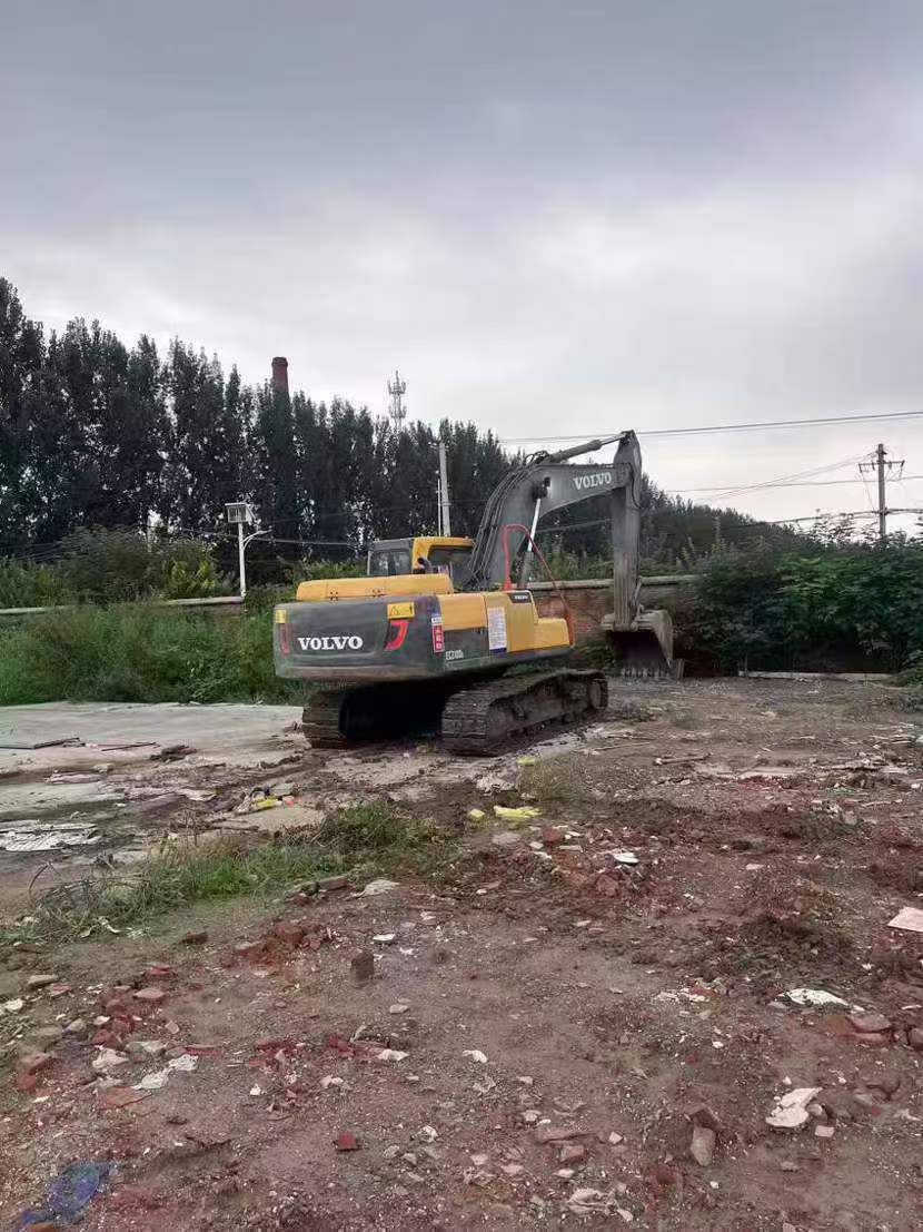 Used Volvo EW210C Excavator 2016 Model / 2