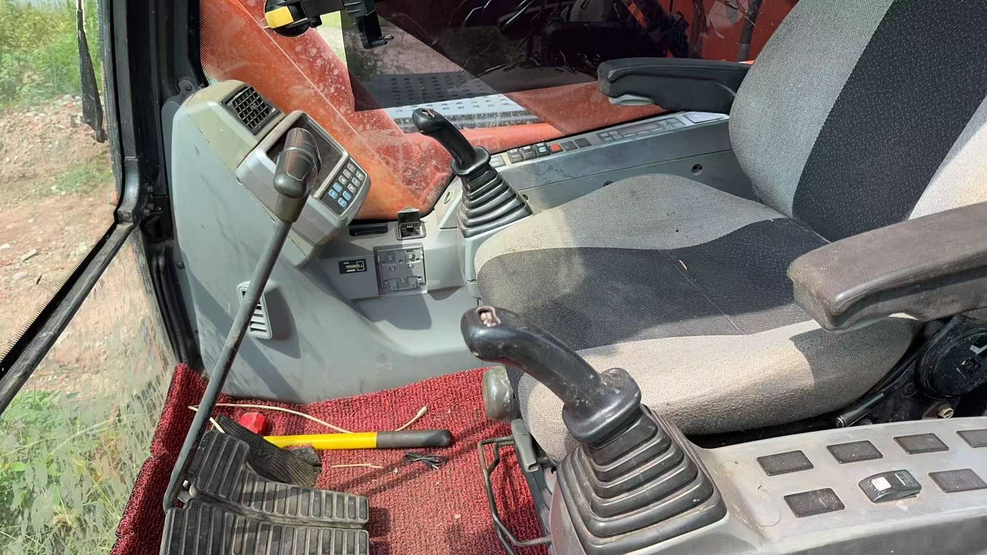 Used Doosan DX15 Excavator 2016 Model / 3