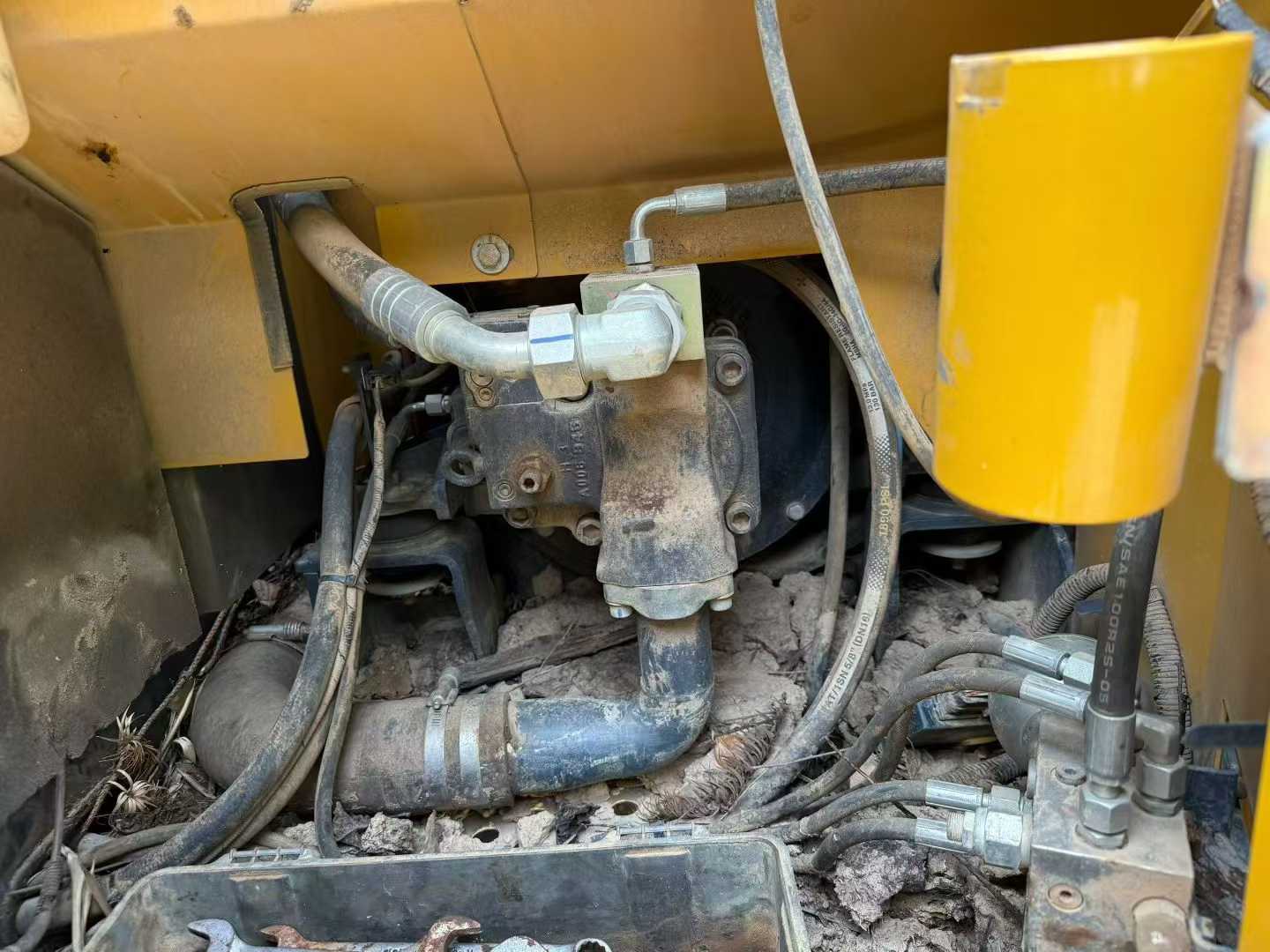 Used XCMG XE75WD Excavator 2022 Model / 5