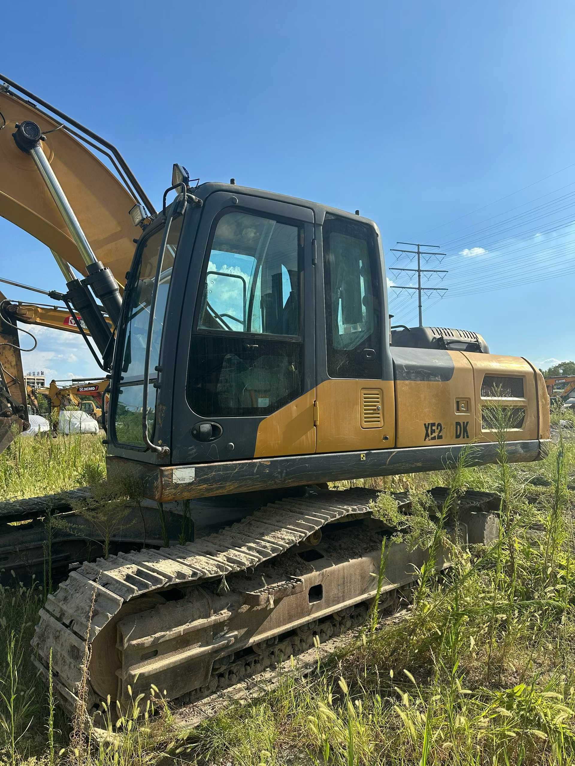 Used XCMG XE215 Excavator 2020 Model / 3