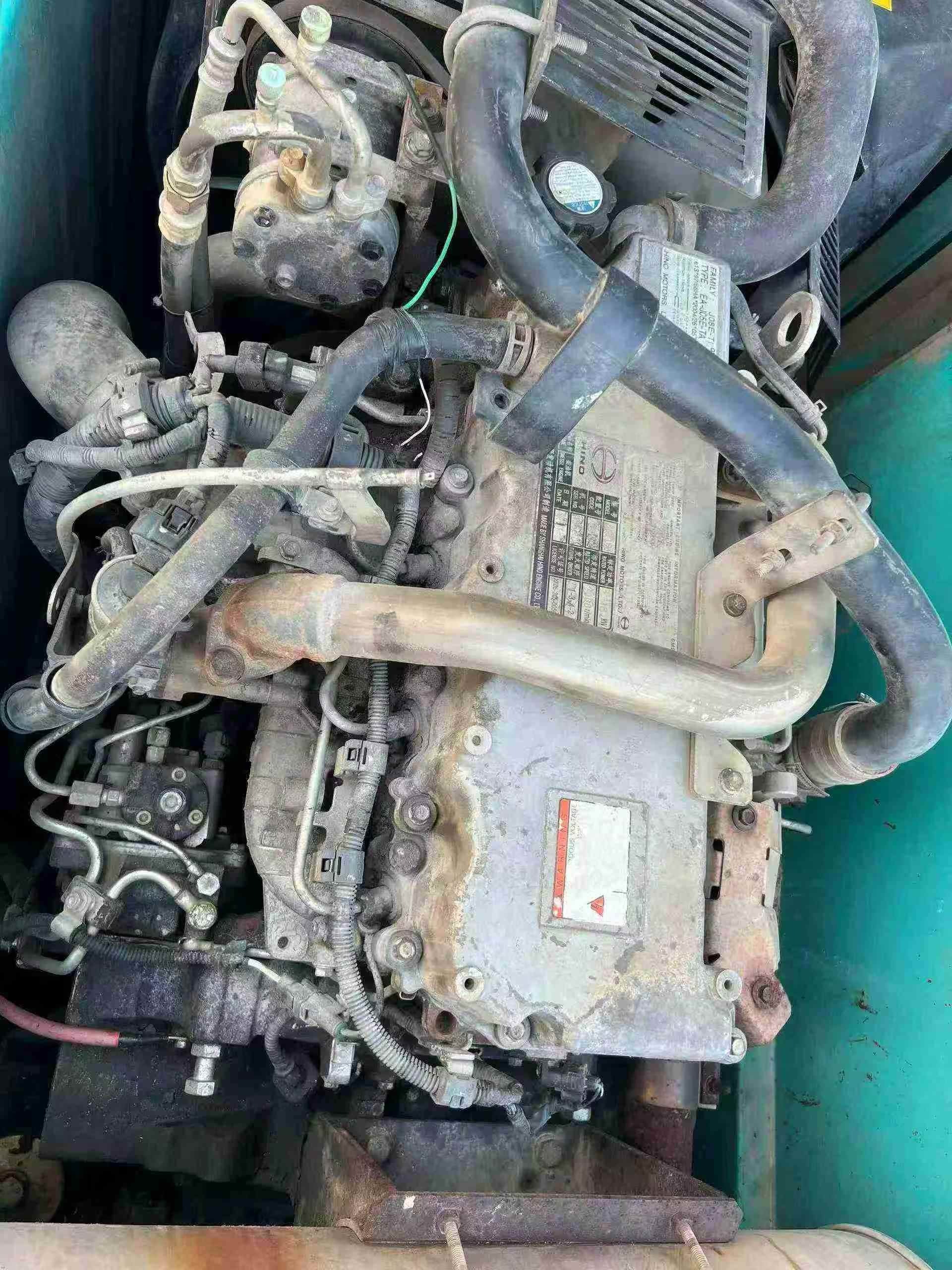 Used Kobelco SK200 Excavator 2011 Model / 7