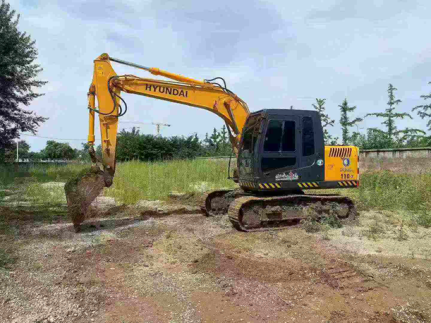 Used Hyundai R110-7 Excavator 2016 Model / 3