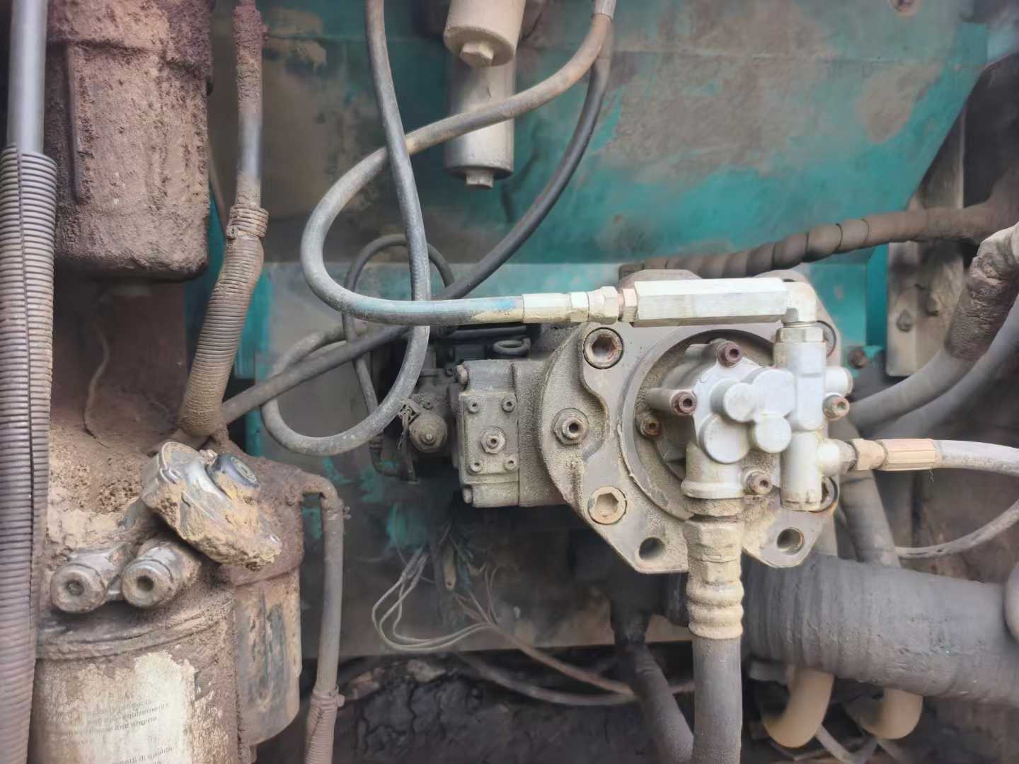 Used Kobelco SK350LC SuperX Excavator 2011 Model / 9