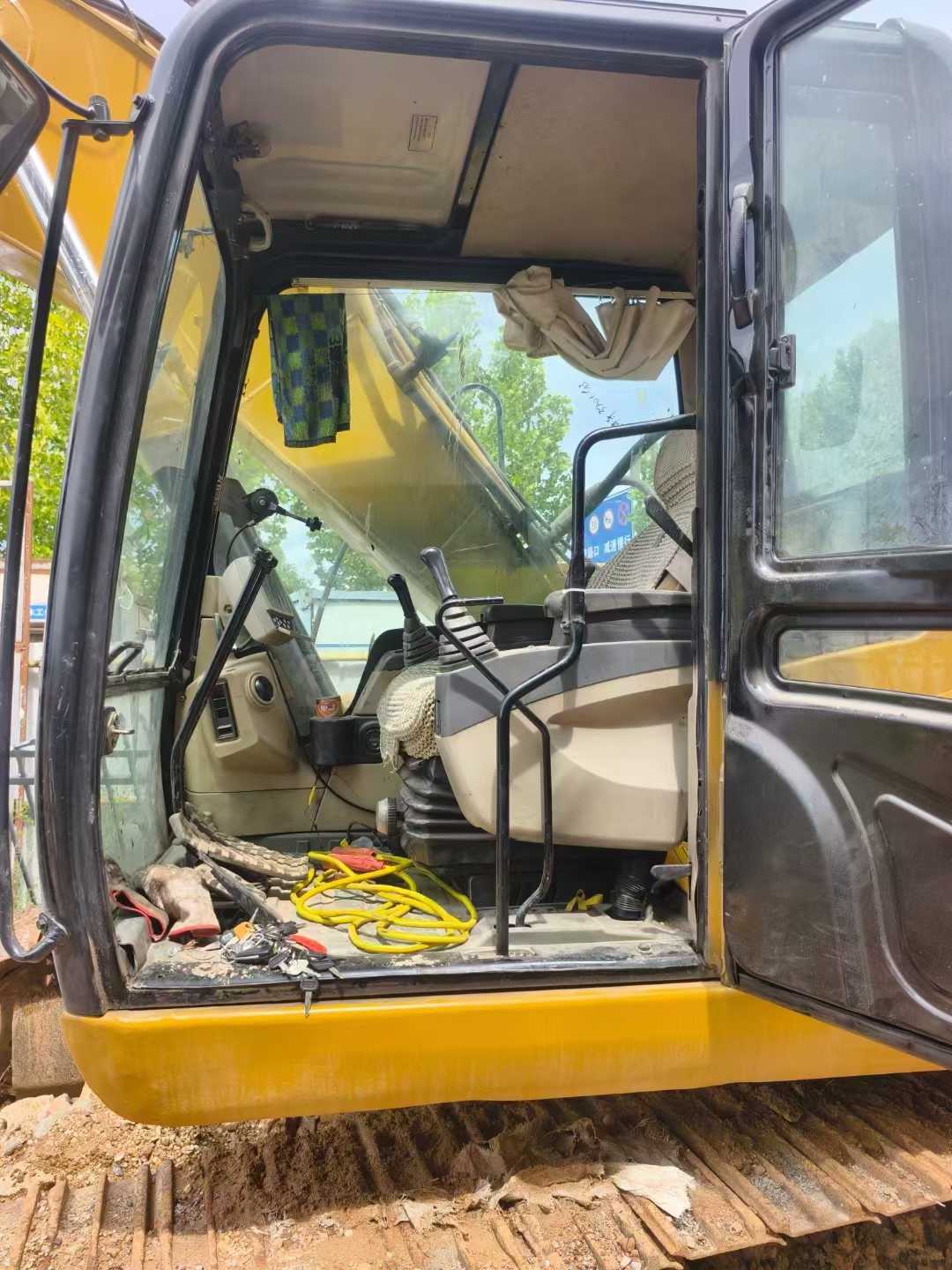 Used Caterpillar 320C Excavator 2016 Model / 9