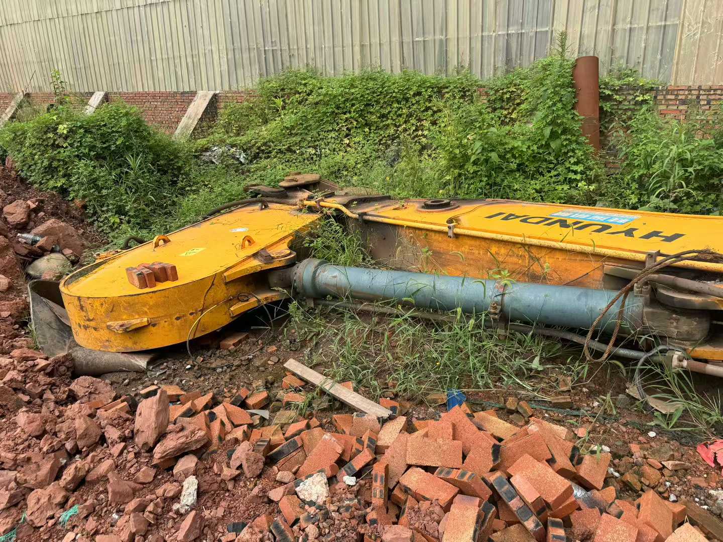 Used Hyundai R485LVS Excavator 2016 Model