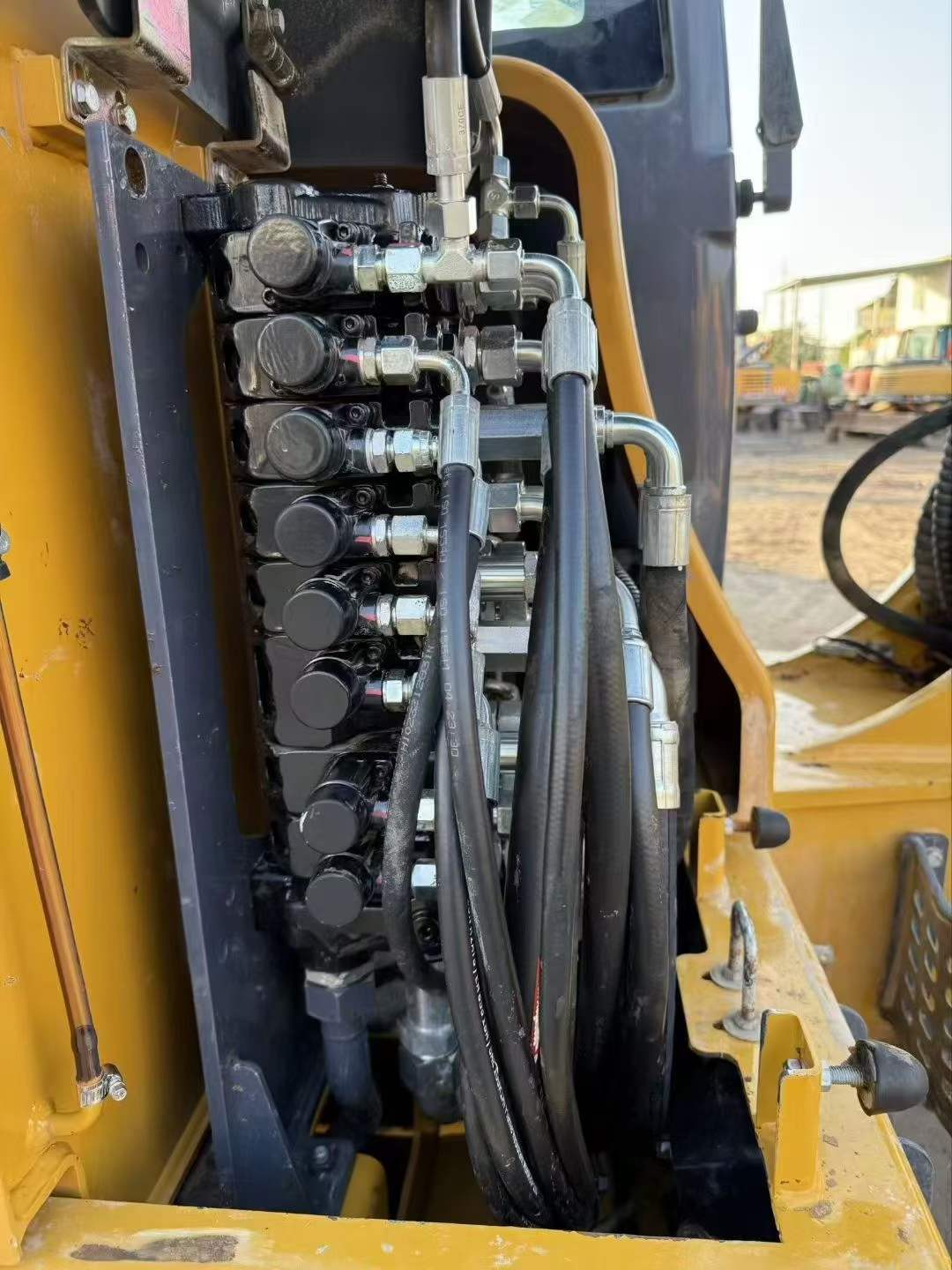 Used XCMG XE65G Excavator 2021 Model / 6