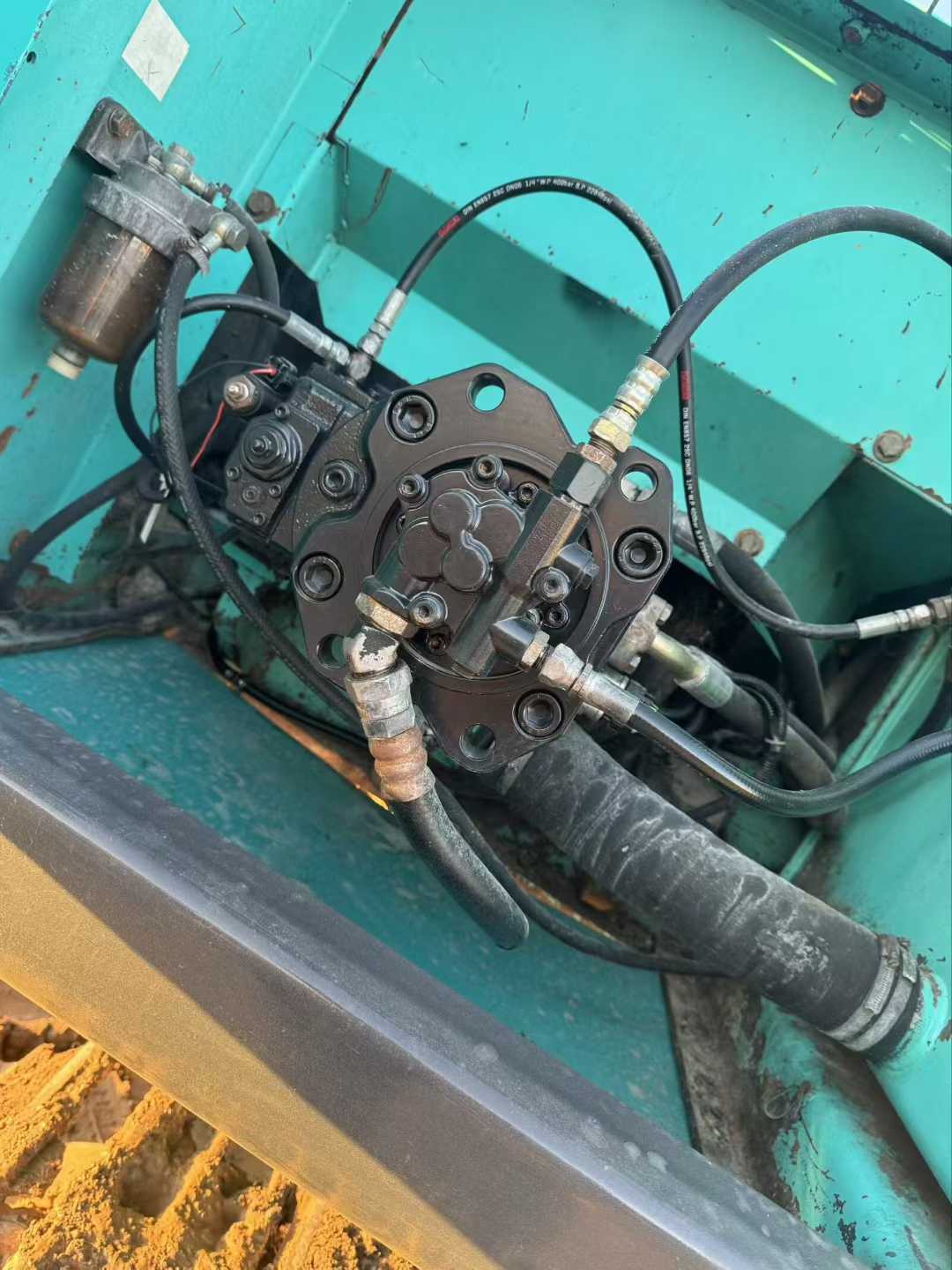 Used Kobelco SK200-6E Excavator 2016 Model / 7