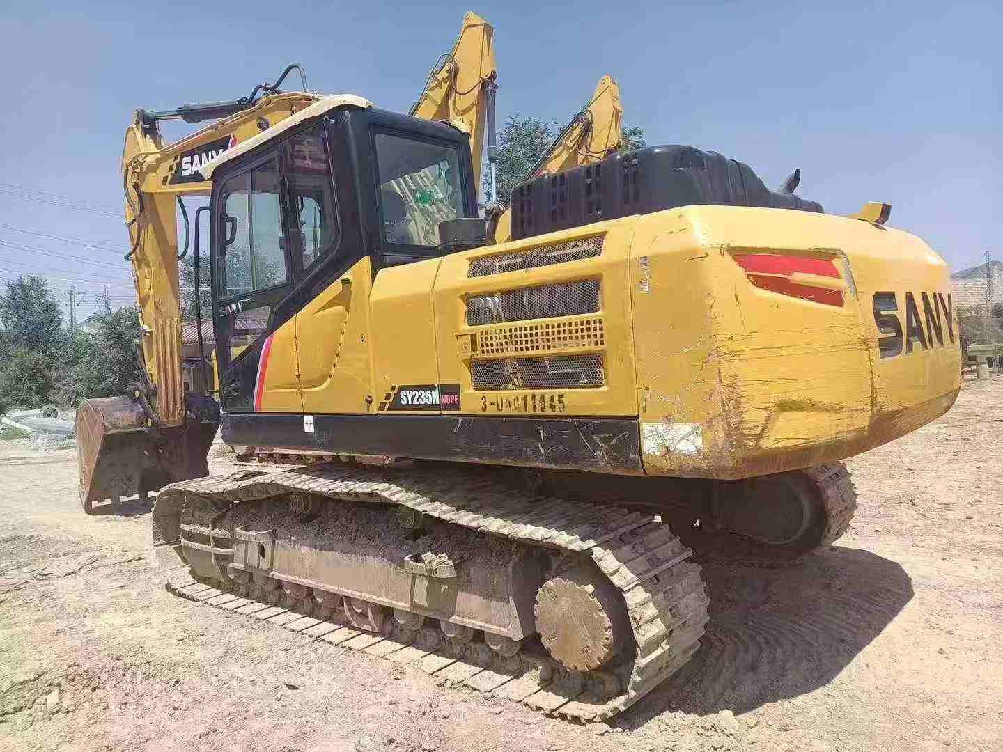 Used Sany SY235H Excavator 2021 Model / 4