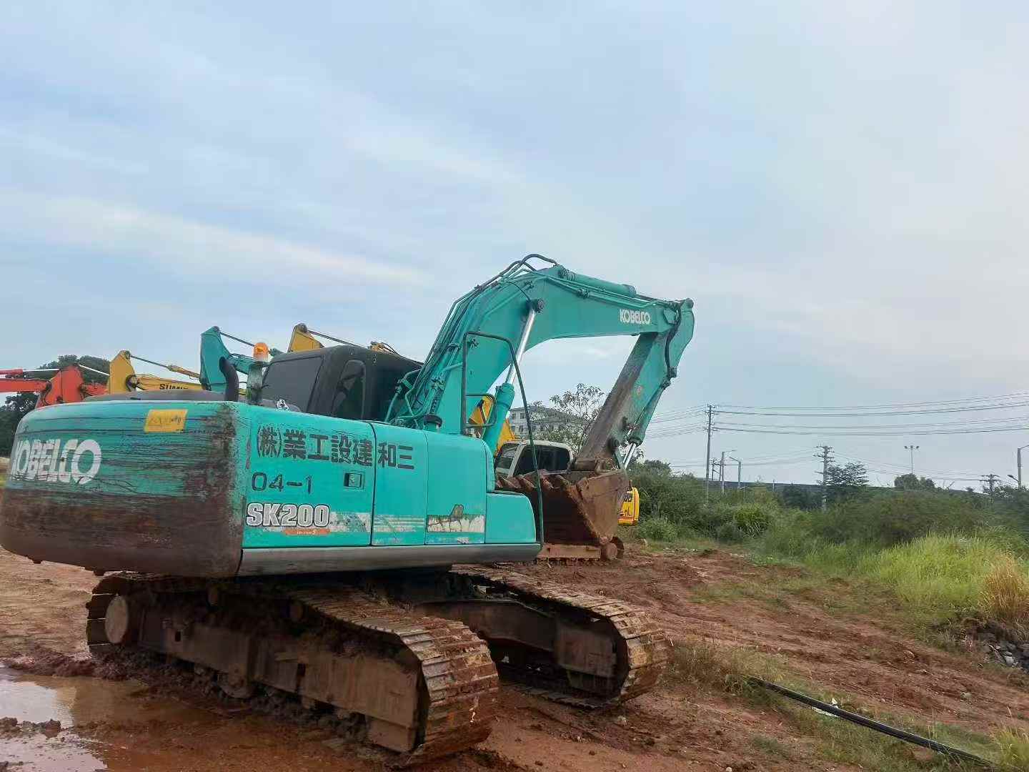 Used Kobelco SK200 Excavator 2016 Model / 2