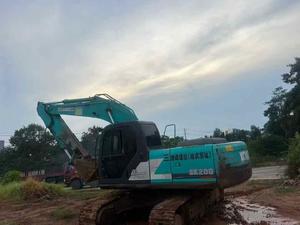 Buy Kobelco SK200 Used Excavator Used Kobelco SK200 Excavator 2016 Model