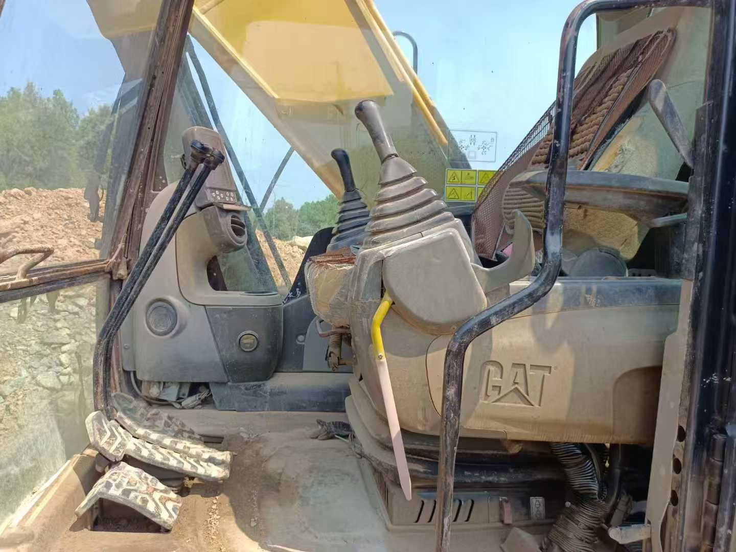 Used Caterpillar 320D Excavator 2011 Model / 7