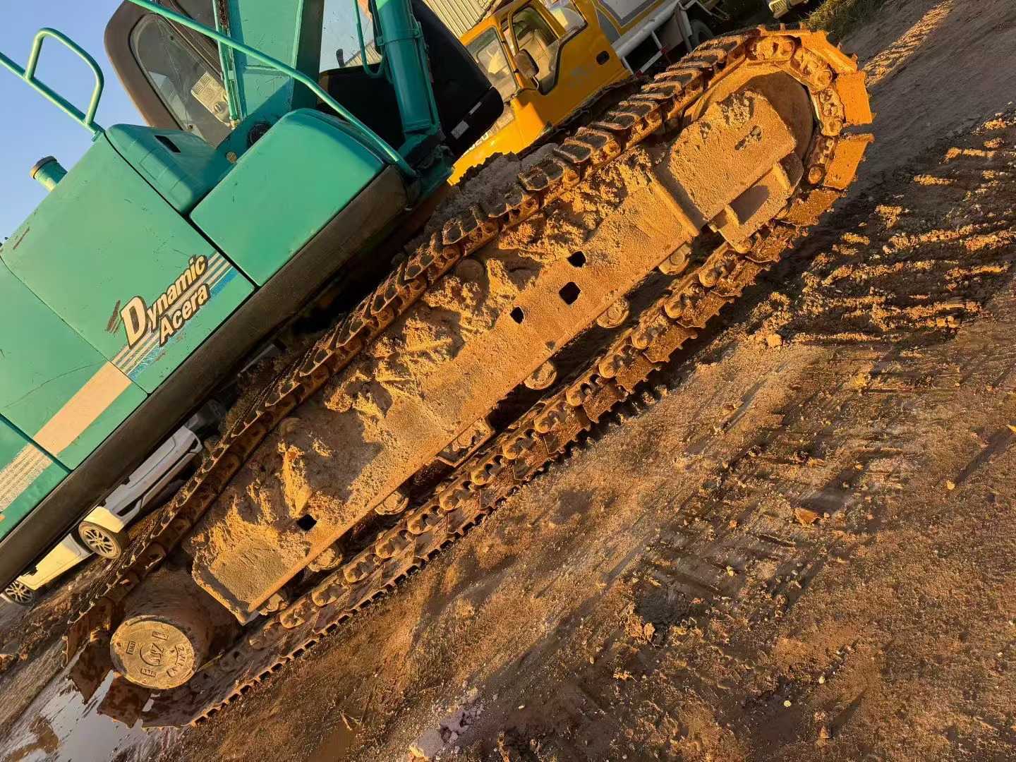 Used Kobelco SK200-6E Excavator 2016 Model / 7