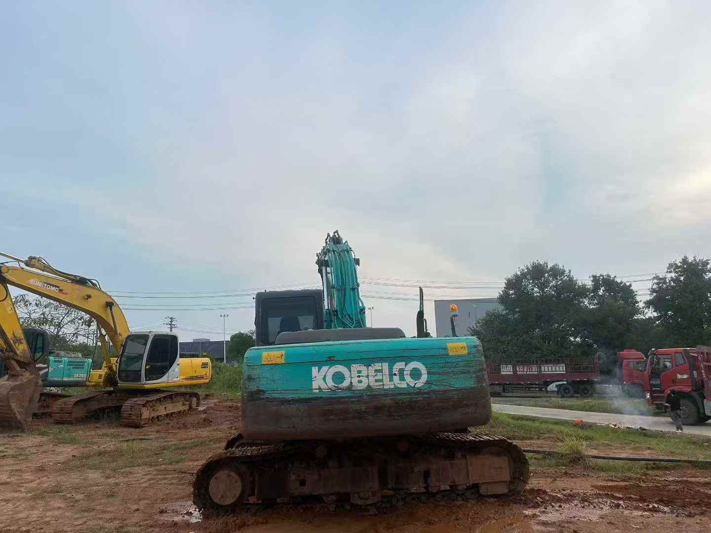 Used Kobelco SK200 Excavator 2016 Model / 3