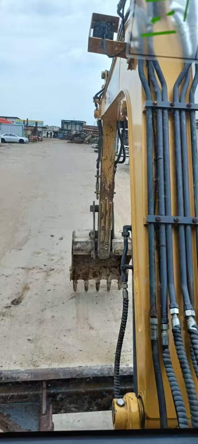 Used XCMG XE65G Excavator 2021 Model / 3