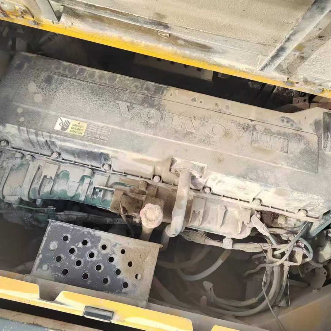 Used Volvo EW70 Excavator 2013 Model / 5