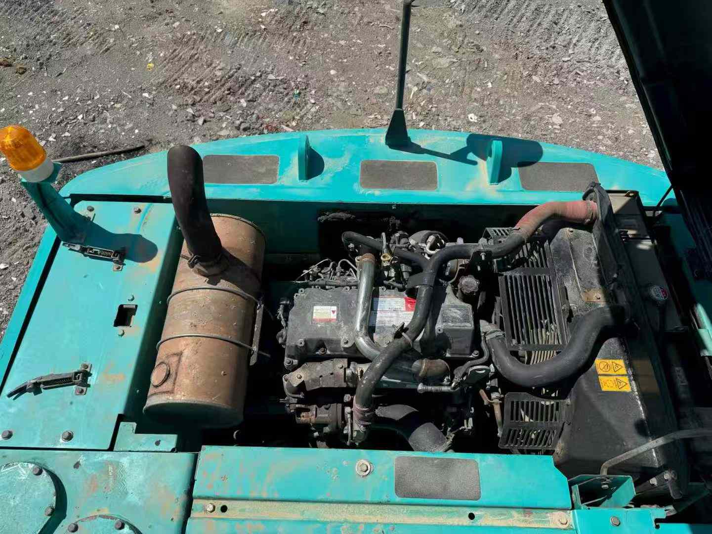 Used Kobelco SK200 Excavator 2022 Model / 2